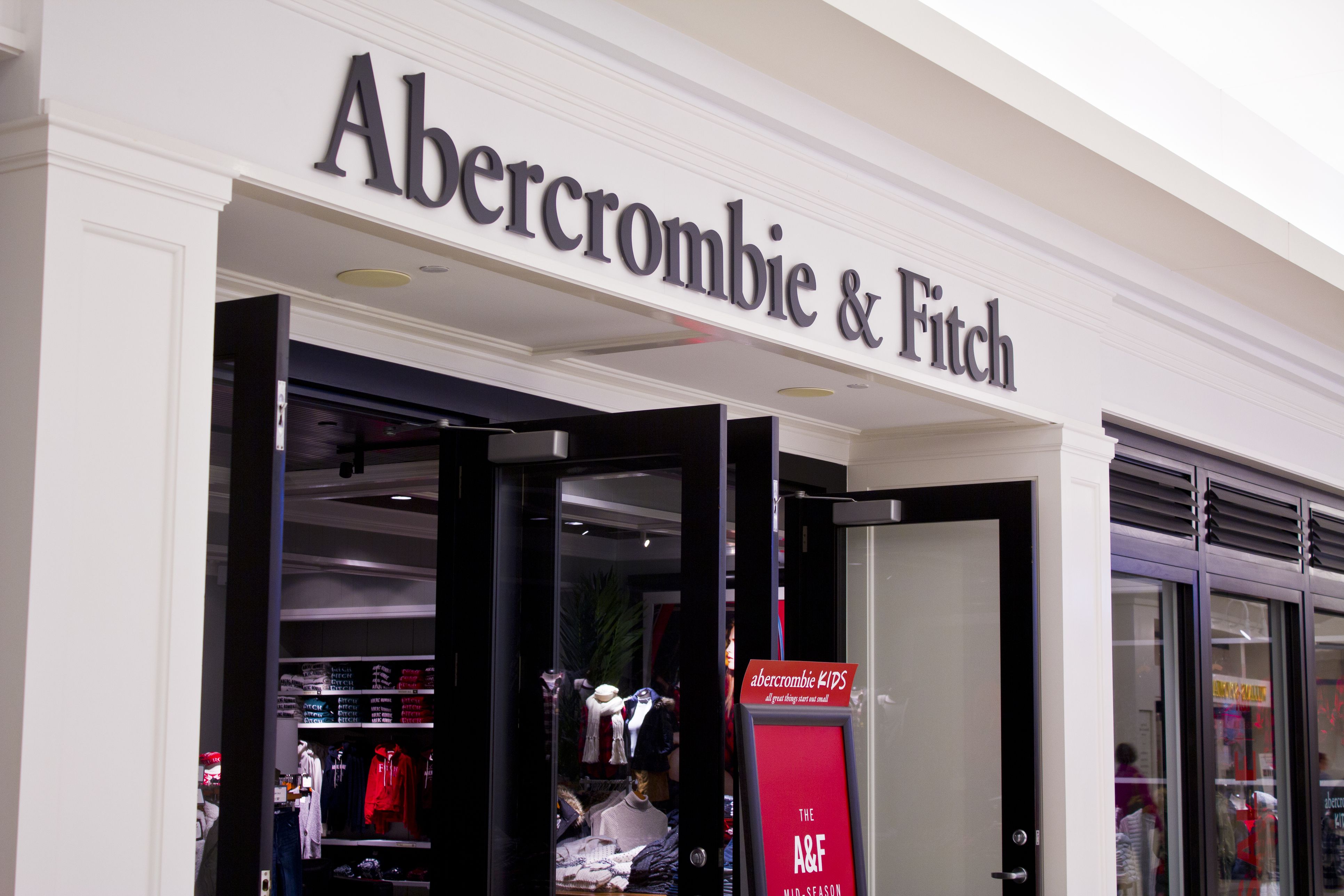 Abercrombie & Fitch such nach geeigneten Standorten für Filialen in Österreich.