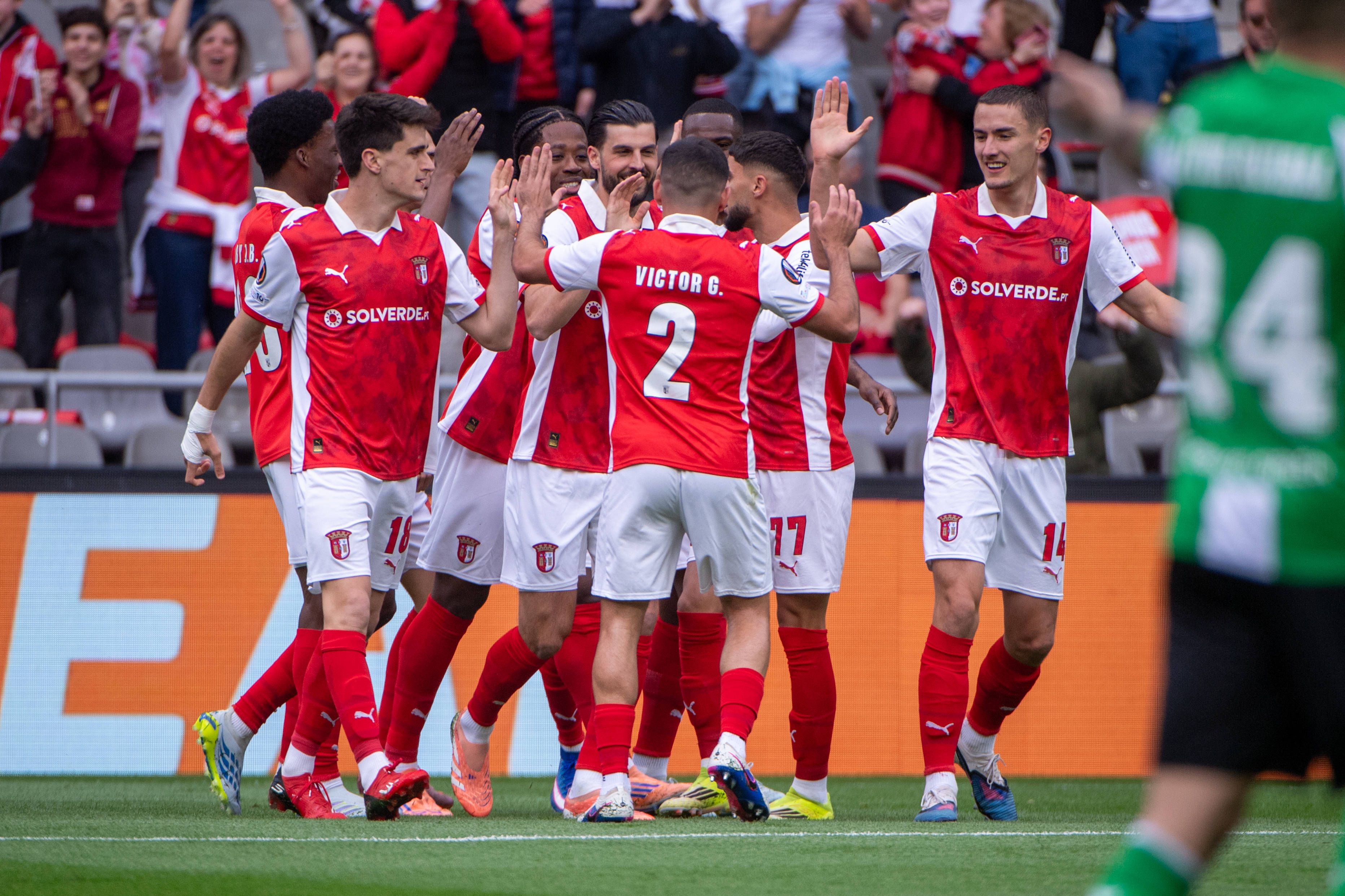 Braga bejubelt Torschütze Grillitsch