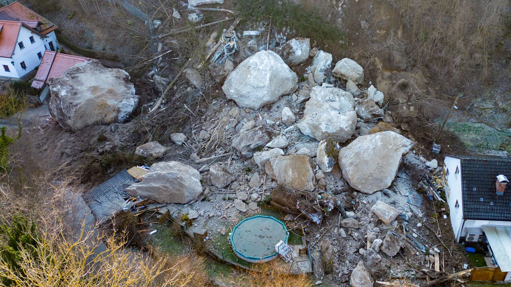 Zwei Arbeiter starben durch den Felssturz.