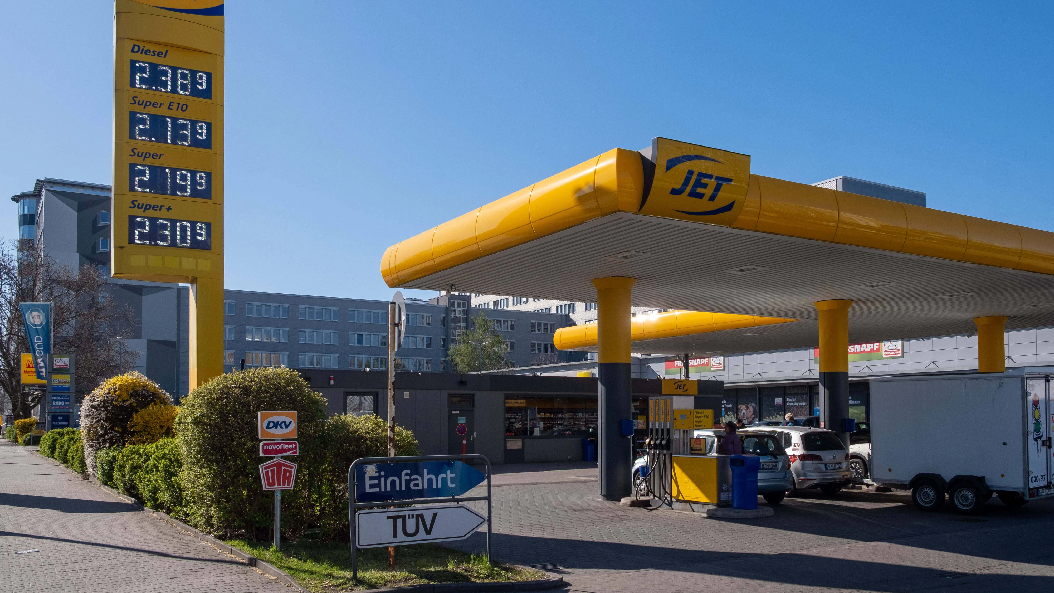 "Tankstellenpreise von unter zwei Euro sind illusorisch"