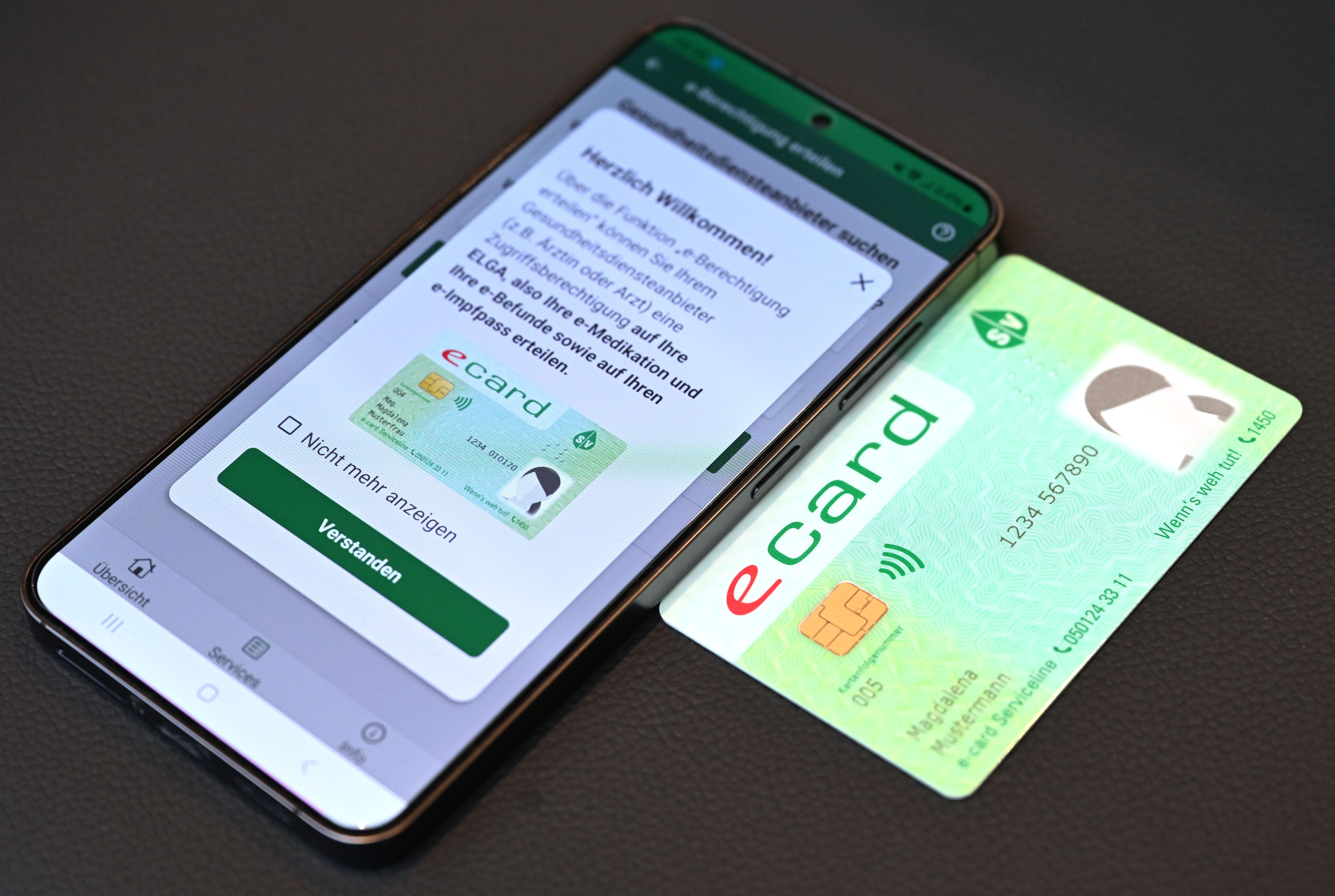 Die E-Card ist ab sofort auch auf dem Handy verfügbar.