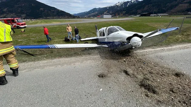 Der Flieger soll bei der Landung verunfallt sein.