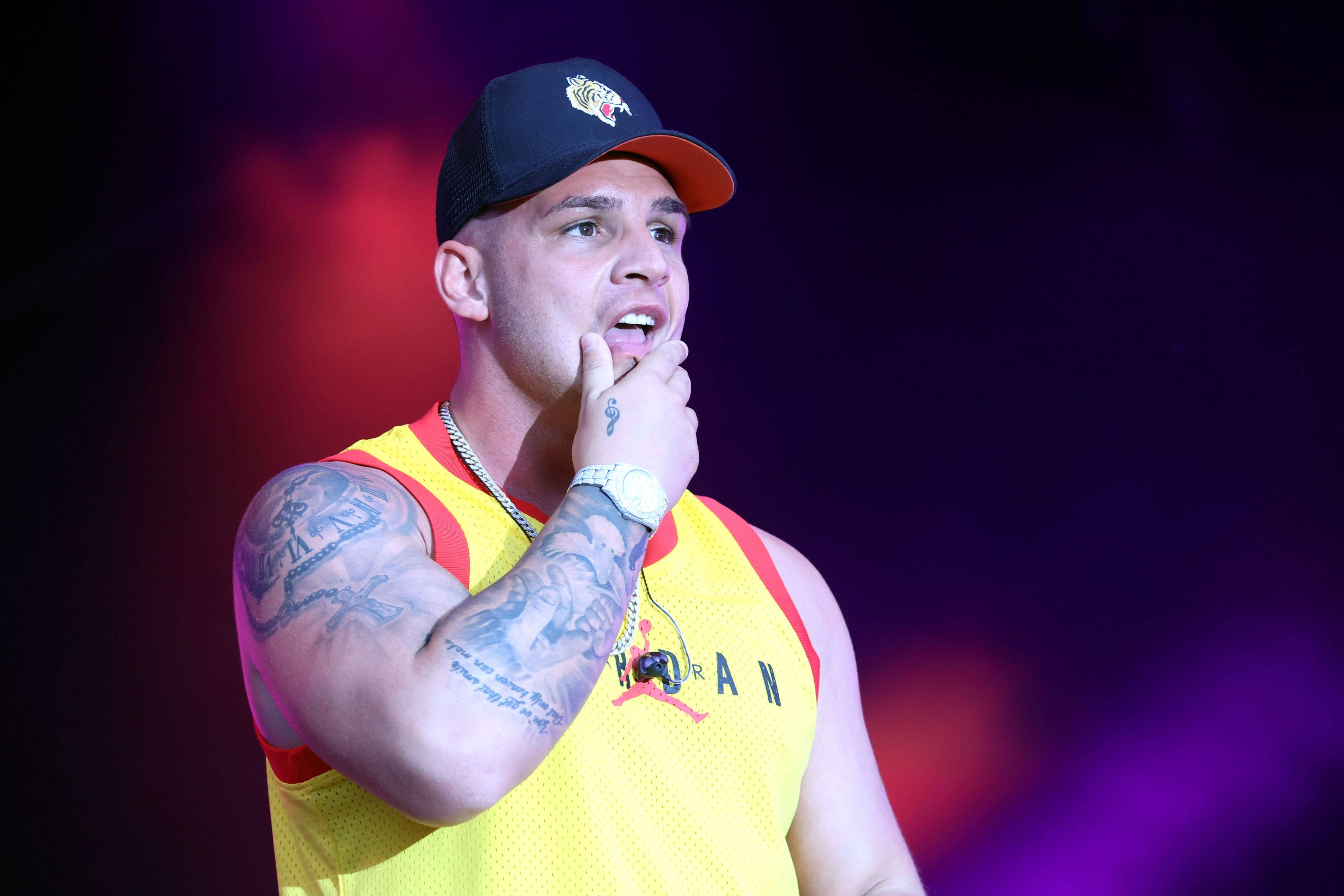 Pietro Lombardis Tattoo hat sich durch einen Sonnenbrand verändert.