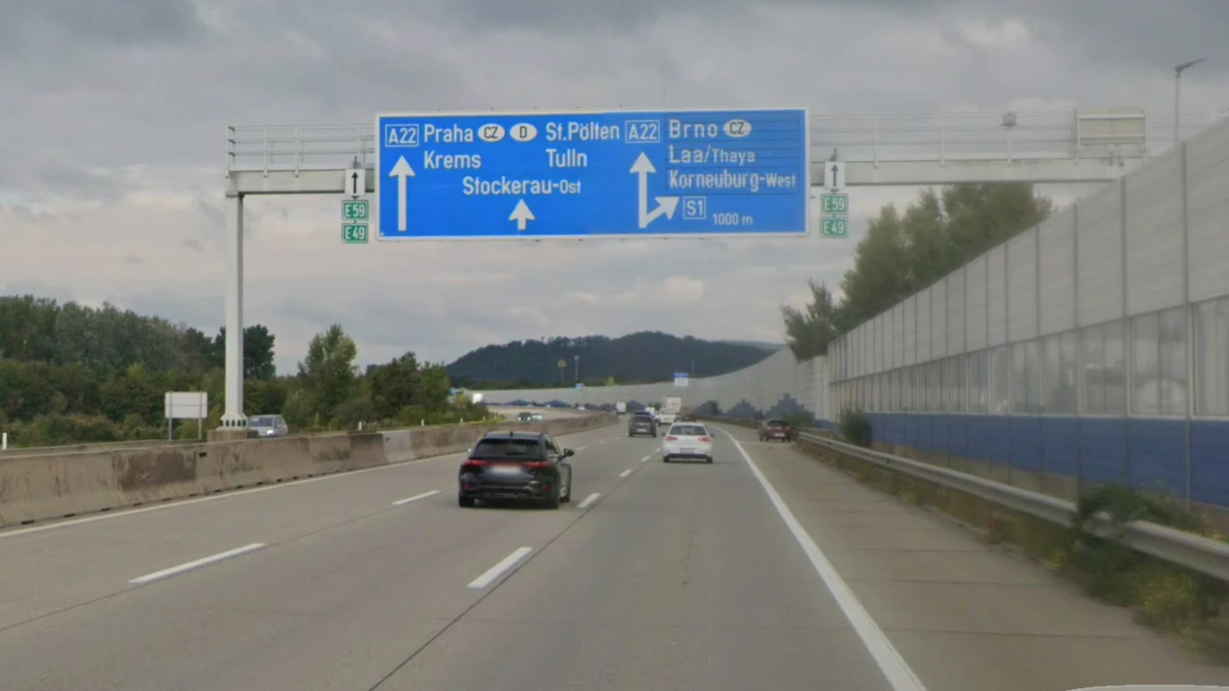 Die "Todeszone" für Windschutzscheiben liegt laut dem Leser zwischen Korneuburg und Stockerau (A22).