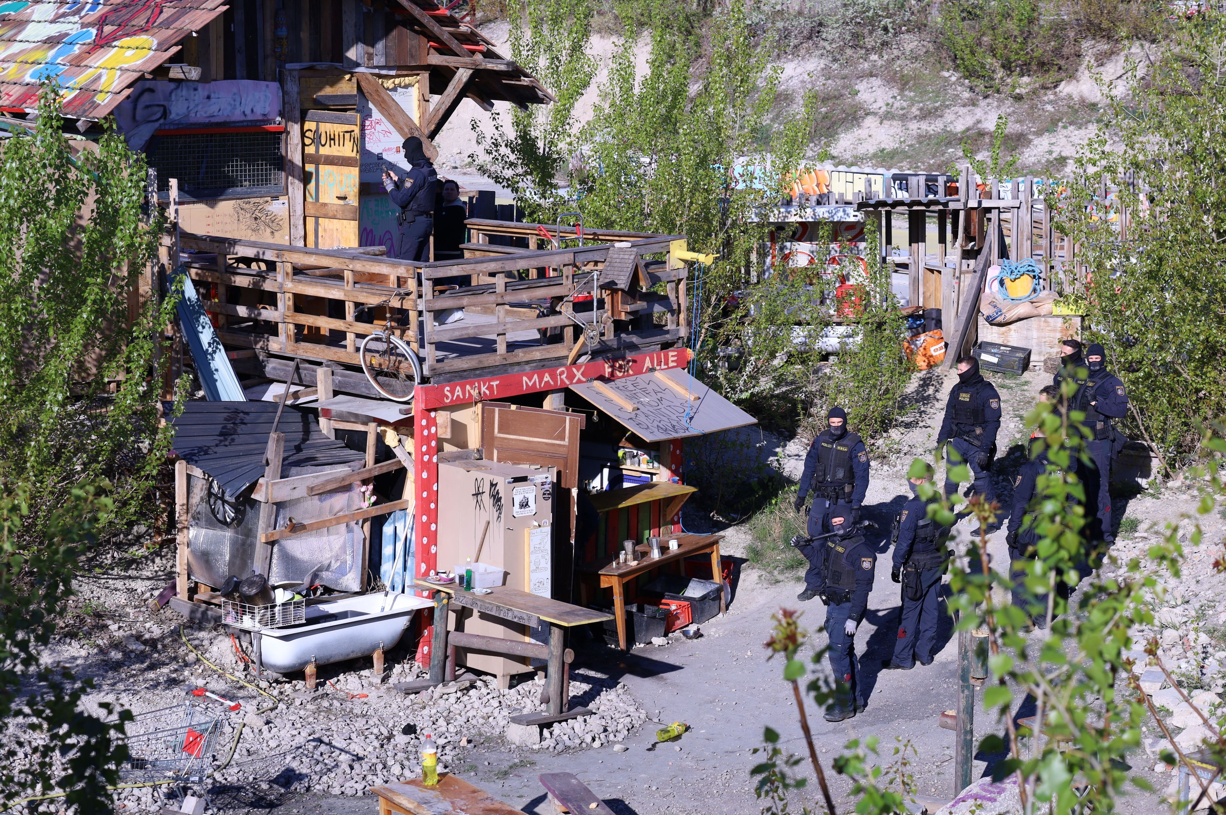 Das Protestcamp wurde von Polizei und Wega geräumt.