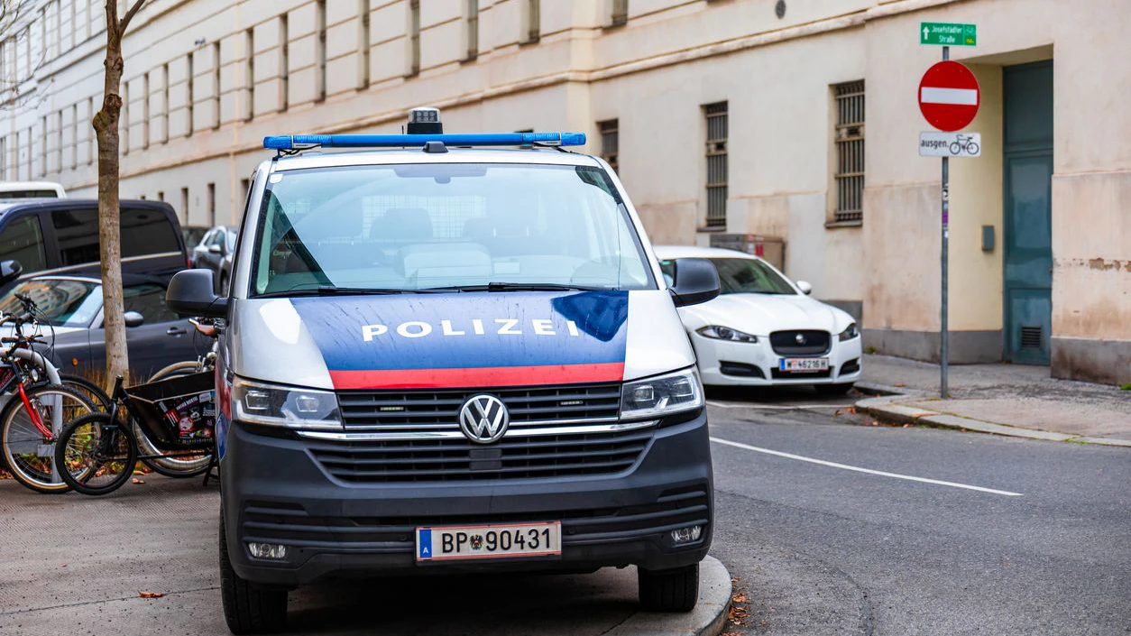 Die 44-Jährige wurde festgenommen. (Symbolbild)