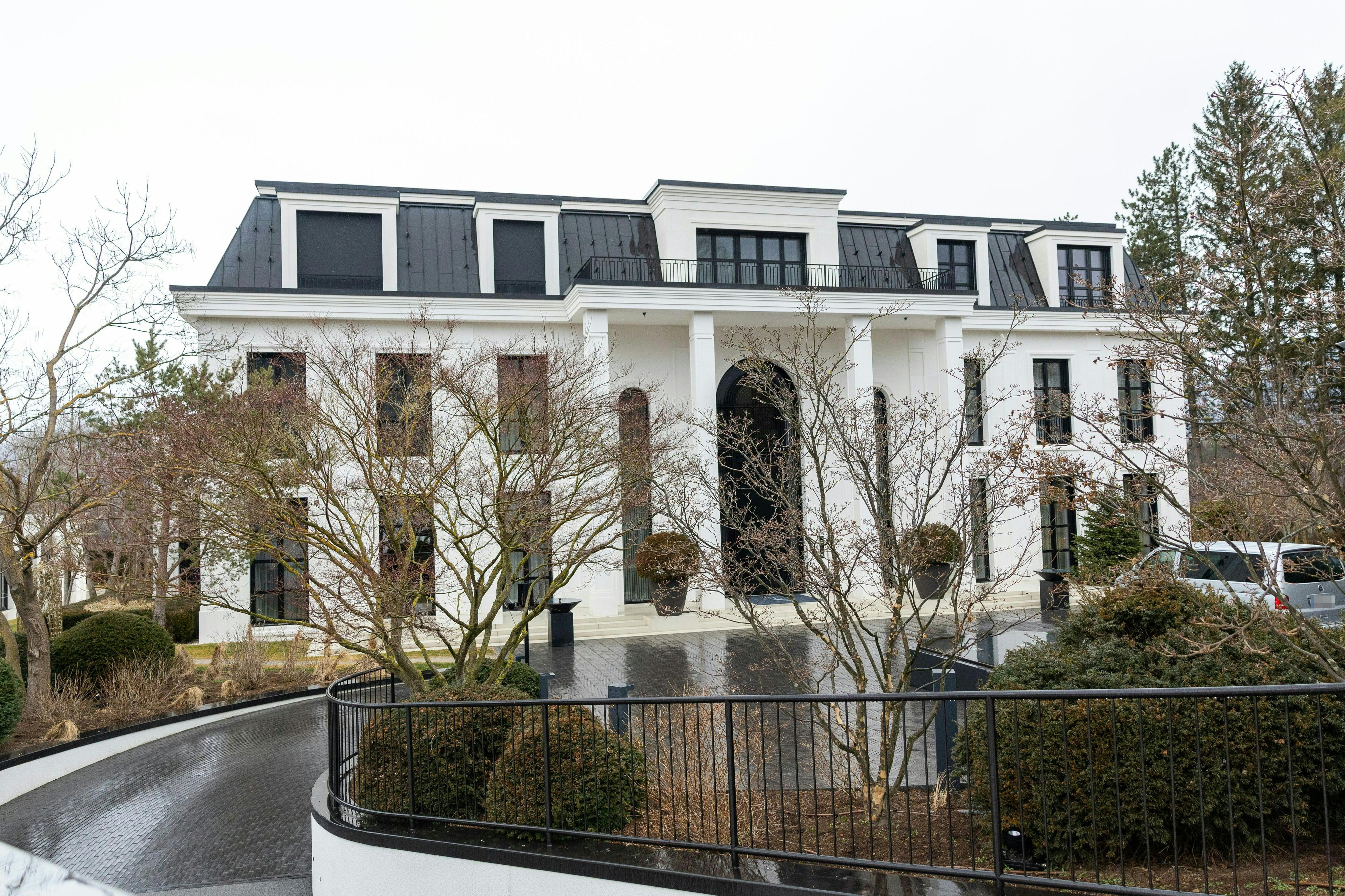 Die Villa von René Benko soll verkauft werden.