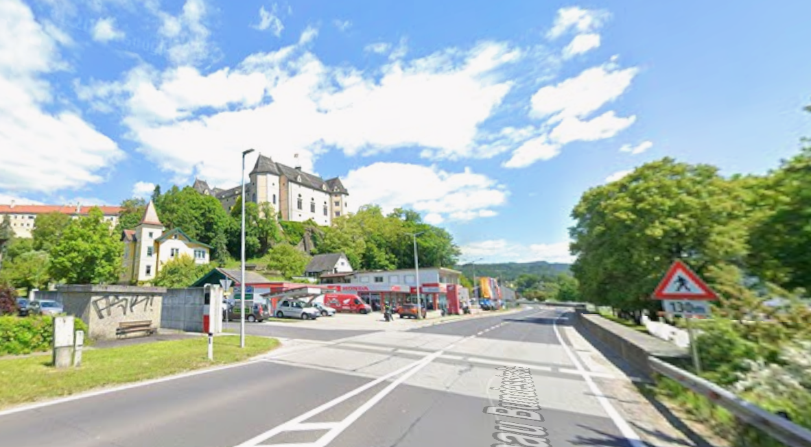 Der 19-Jährige raste mit bis zu 130 km/h durchs Stadtgebiet von Grein.