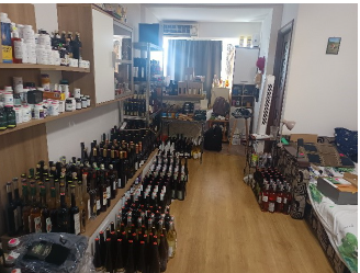 Mehr als 1.300 Betrugsfälle sind in Wien aufgeklärt worden. Eine mutmaßliche Tätergruppe soll Waren bestellt, nicht bezahlt und ins Ausland weiterverkauft haben.