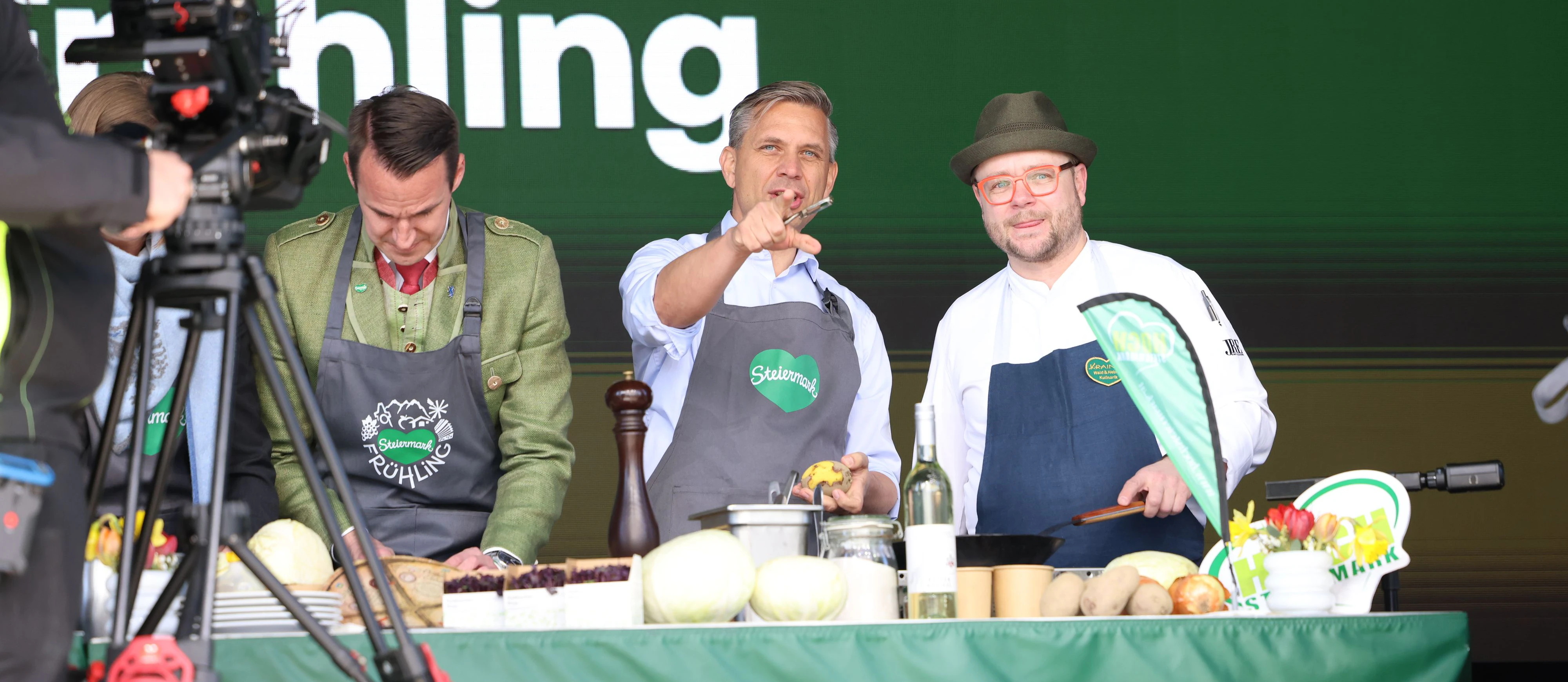 Was sagen die Steirer, wenn sie zum Friseur gehen? ...