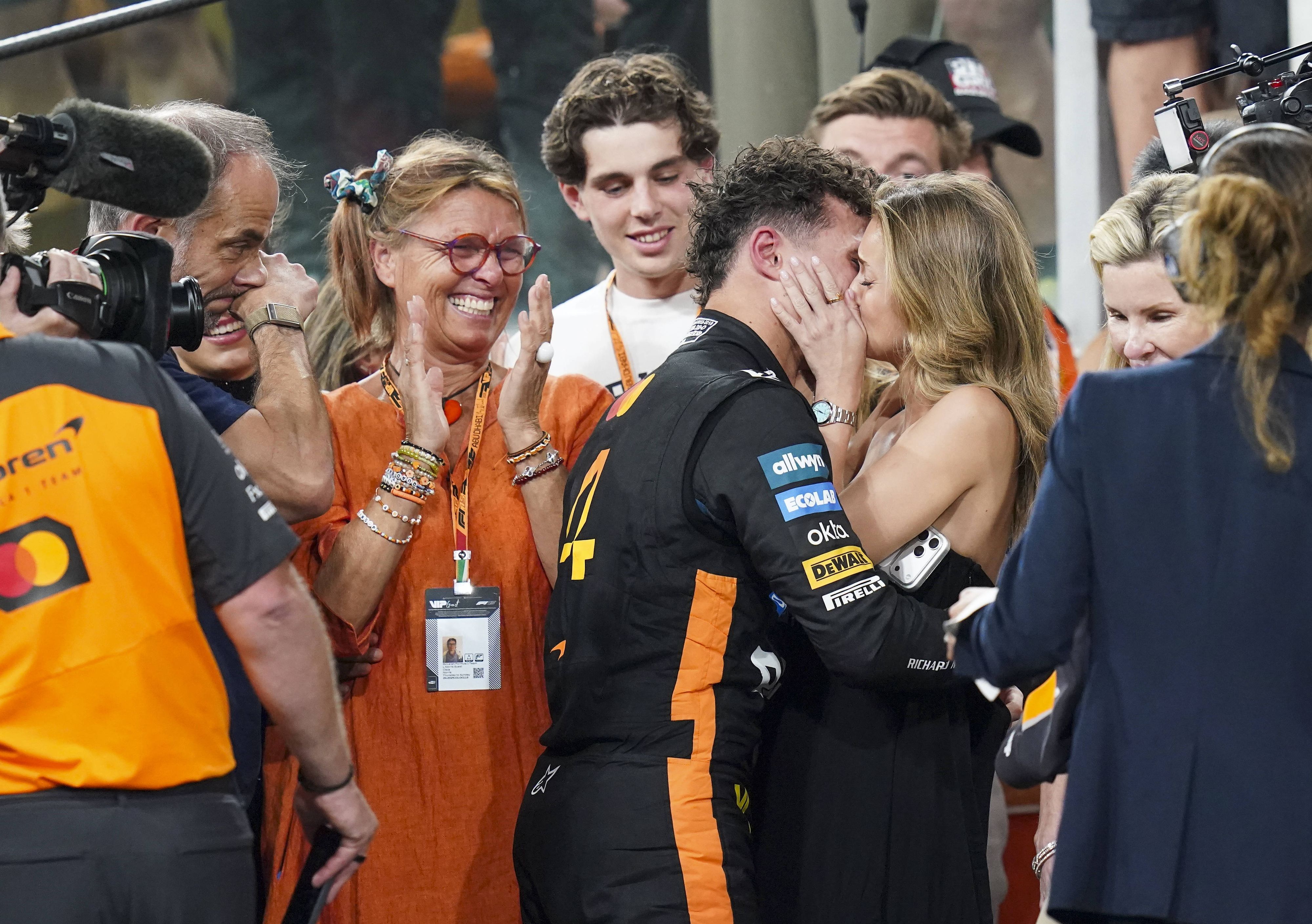 Formel-1-Weltmeister Lando Norris und seine Freundin Margarida Corceiro. 
