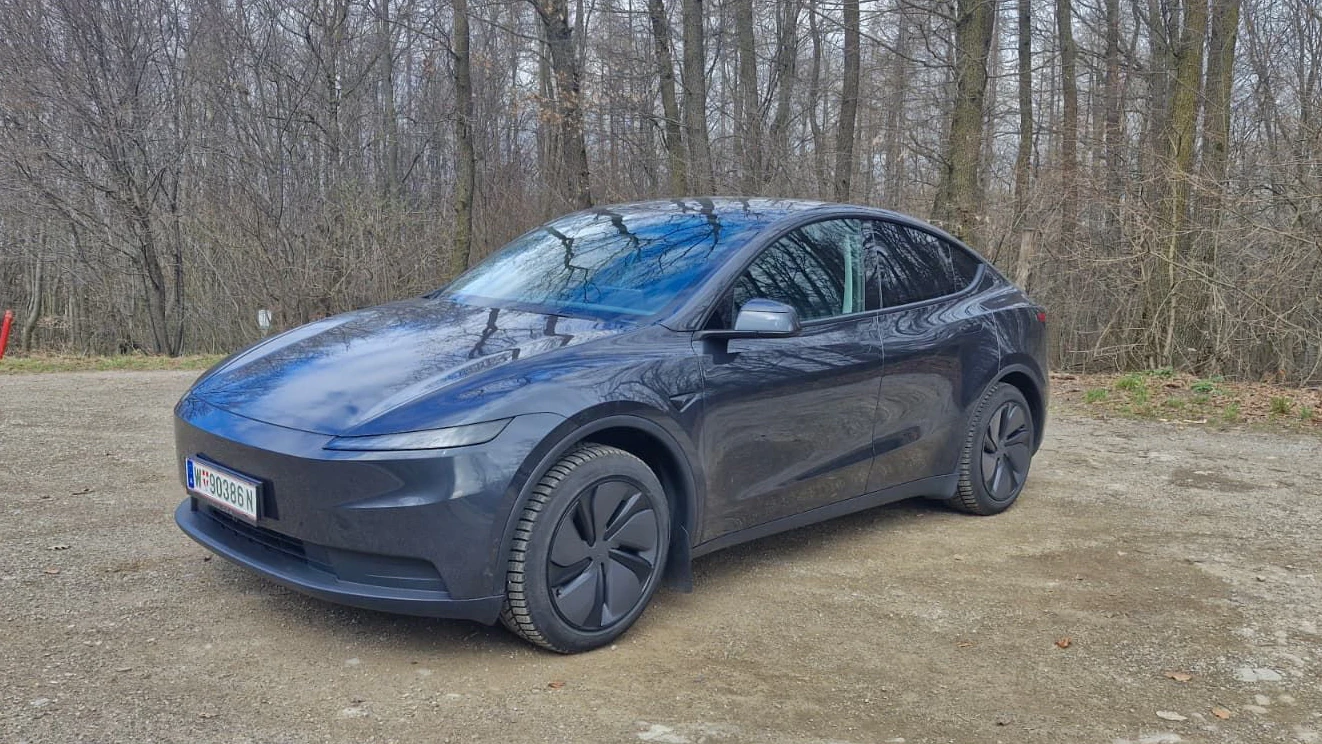 Günstiger geht's nicht: Der Tesla Model Y Standard kostet in der Basis 39.990 Euro. 
