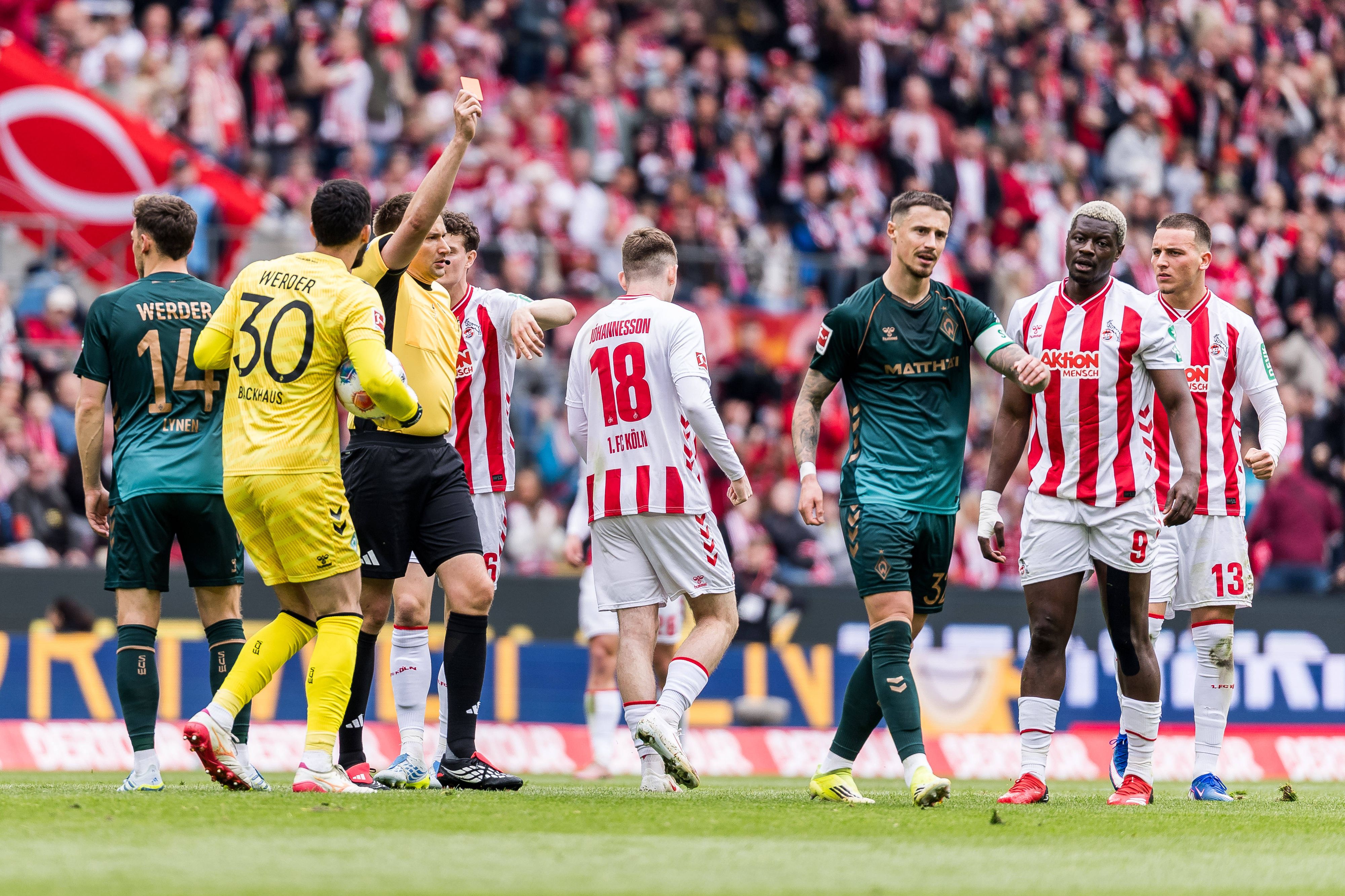 Marco Friedl sieht Rot