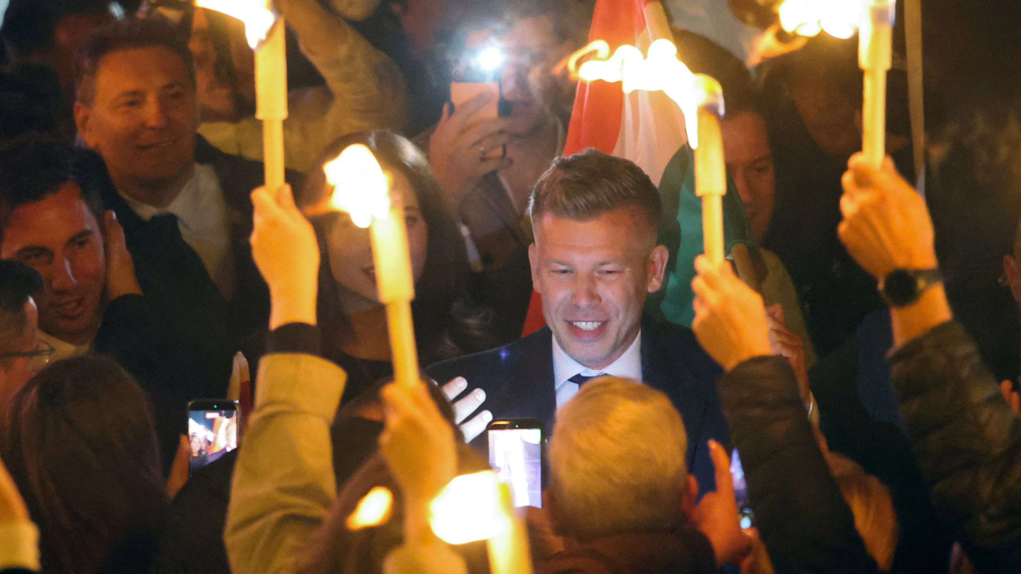 Heute.at - Liebe hat gegen Hass gesiegt: So wurde Orbán gestürzt