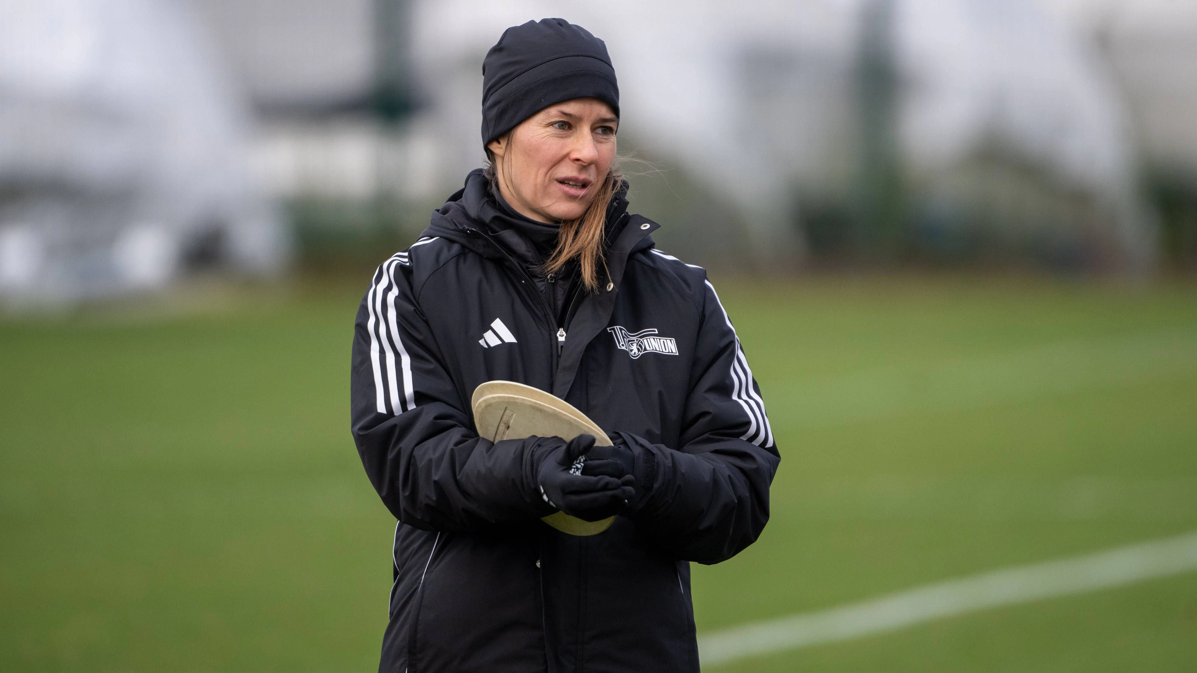 Heute.at - Historisch! ÖFB-Stars mit erster Frau als Chefcoach