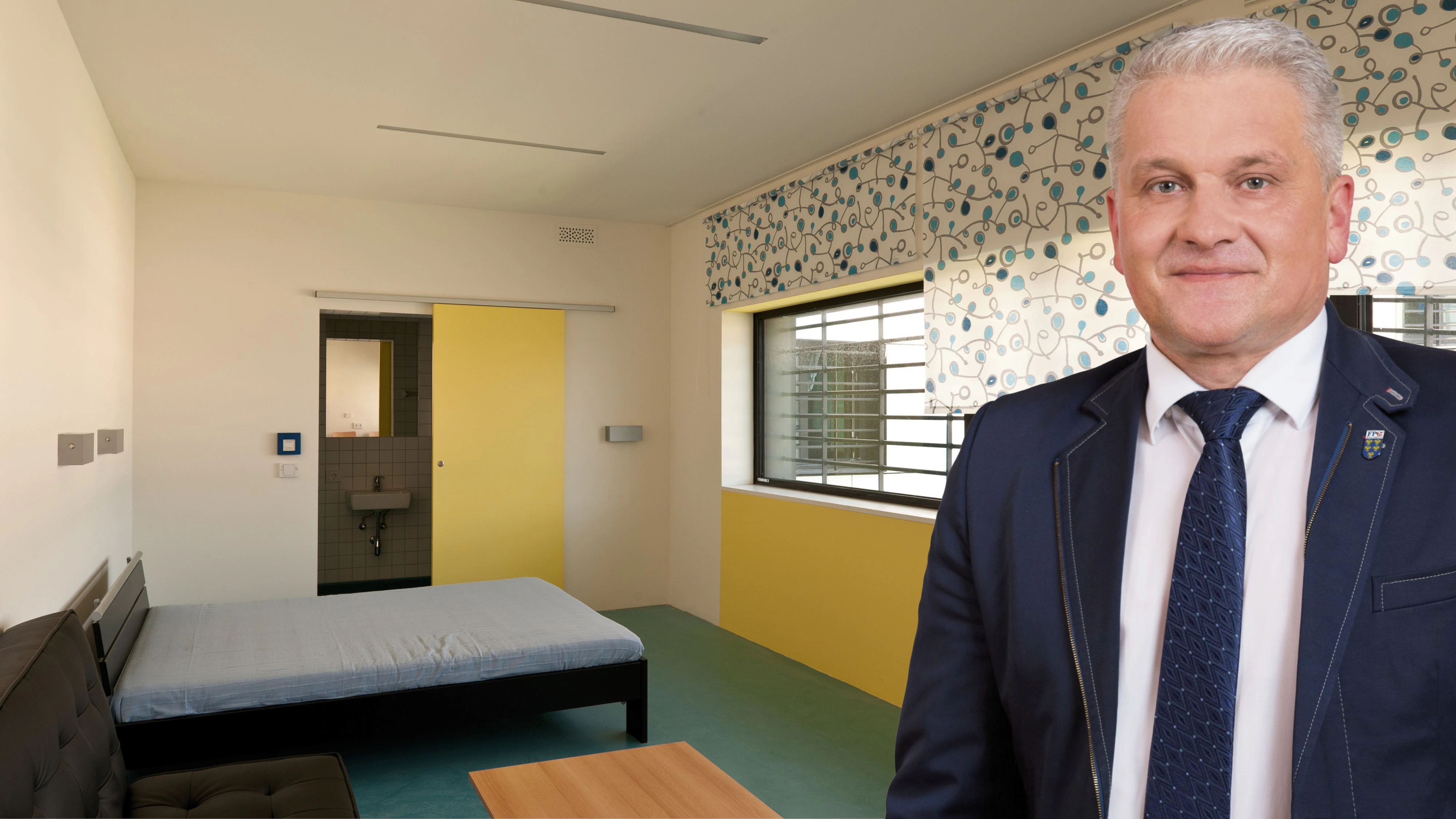 Eine der Kuschelzellen im Justizzentrum Korneuburg (NÖ); FPÖ-Sicherheitssprecher Christian Lausch