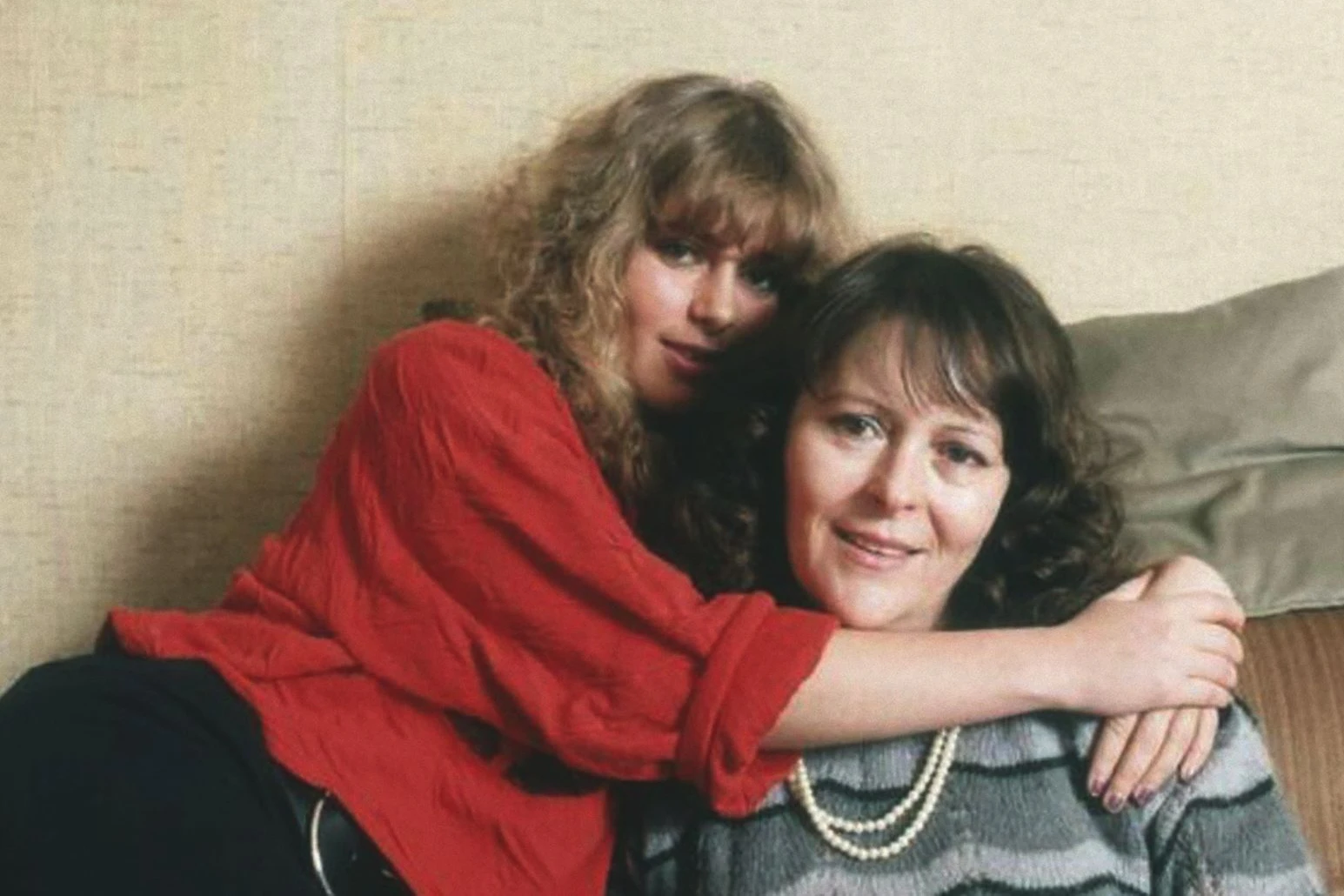 Karin Thaler und ihre Mama Hedi Anfang der 1990er-Jahre