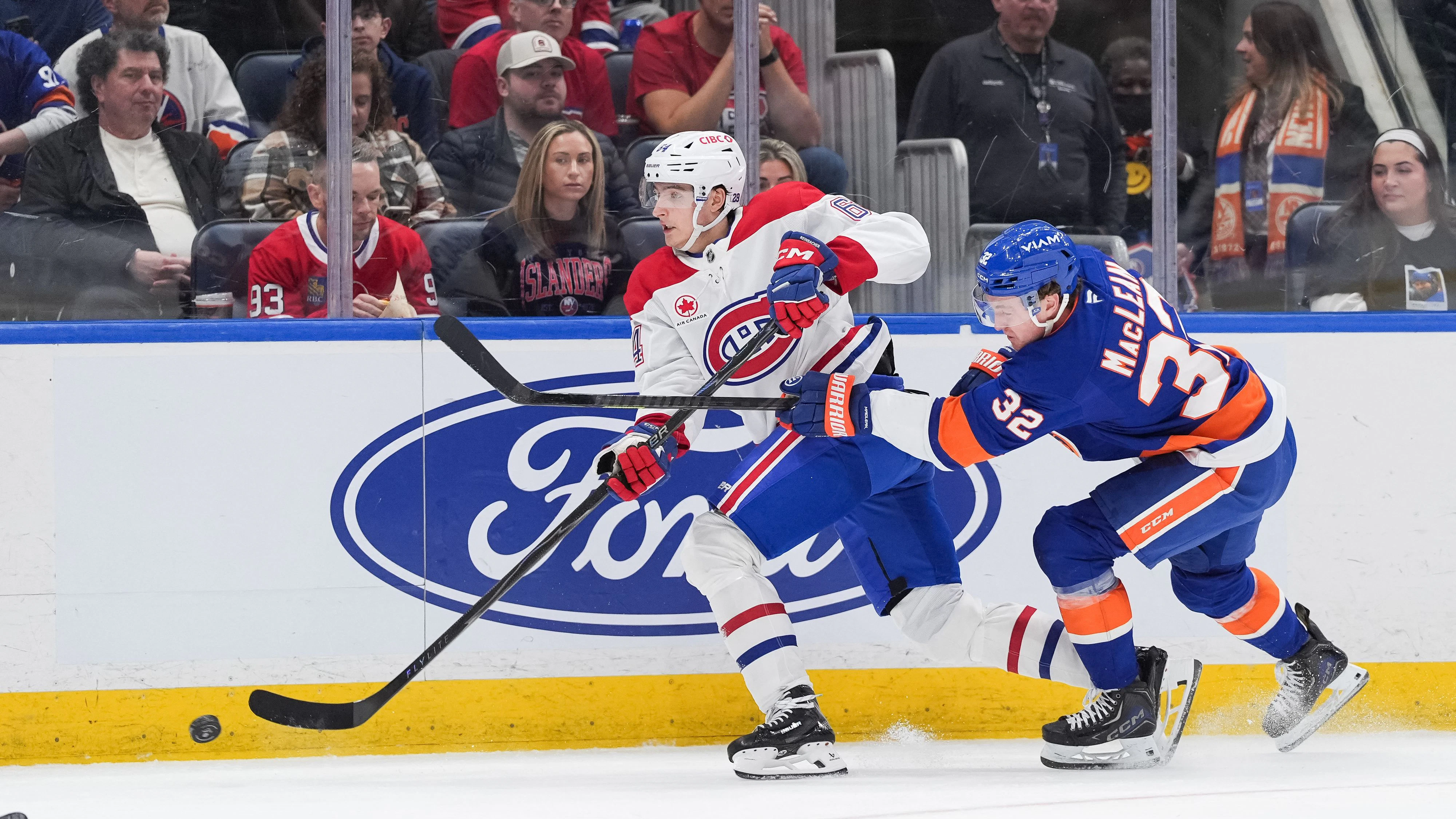 David Reinbacher beim Debüt für Montreal