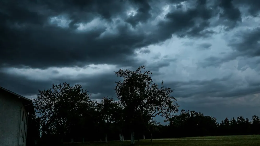 Heute.at - Gewittrige Schauer nehmen jetzt Kurs auf Österreich
