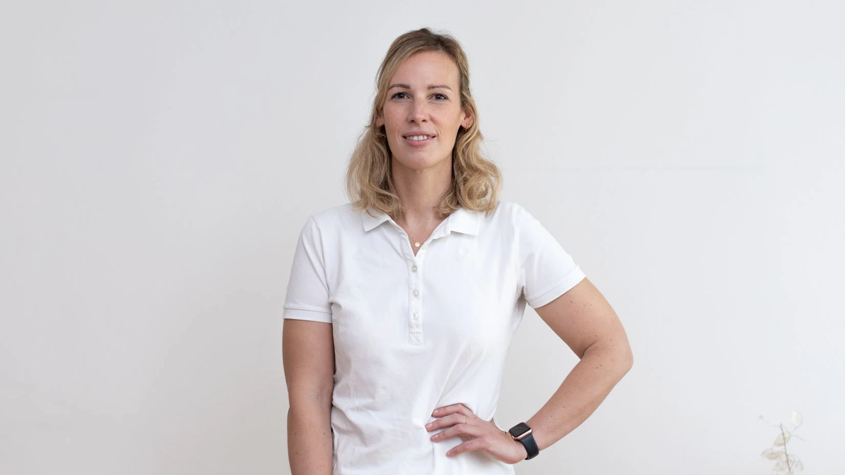 Amanda Zbyszewski ist Fachärztin für Dermatologie und Ästhetik. Die Wiener Dermatologin betreibt ihre eigene Ordination im 5. Wiener Bezirk.