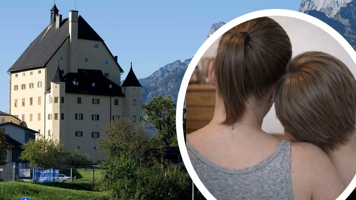 Alexandra P. mit einem ihrer Kinder erhebt die Vorwürfe, im Hintergrund das Schloss in Elsbethen bei Salzburg.