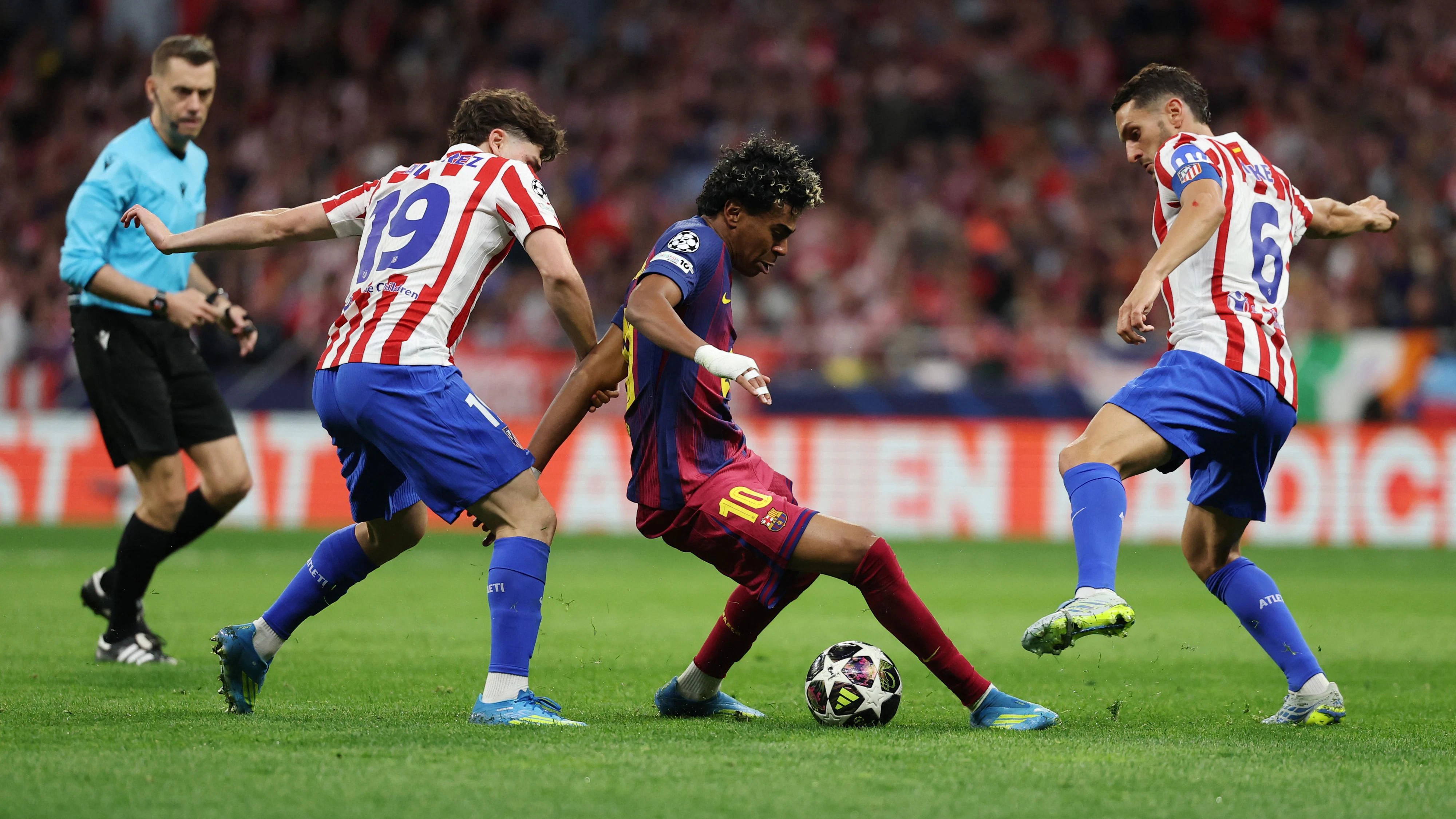 Barcelona und Atletico Madrid im Champions-League-Duell. 