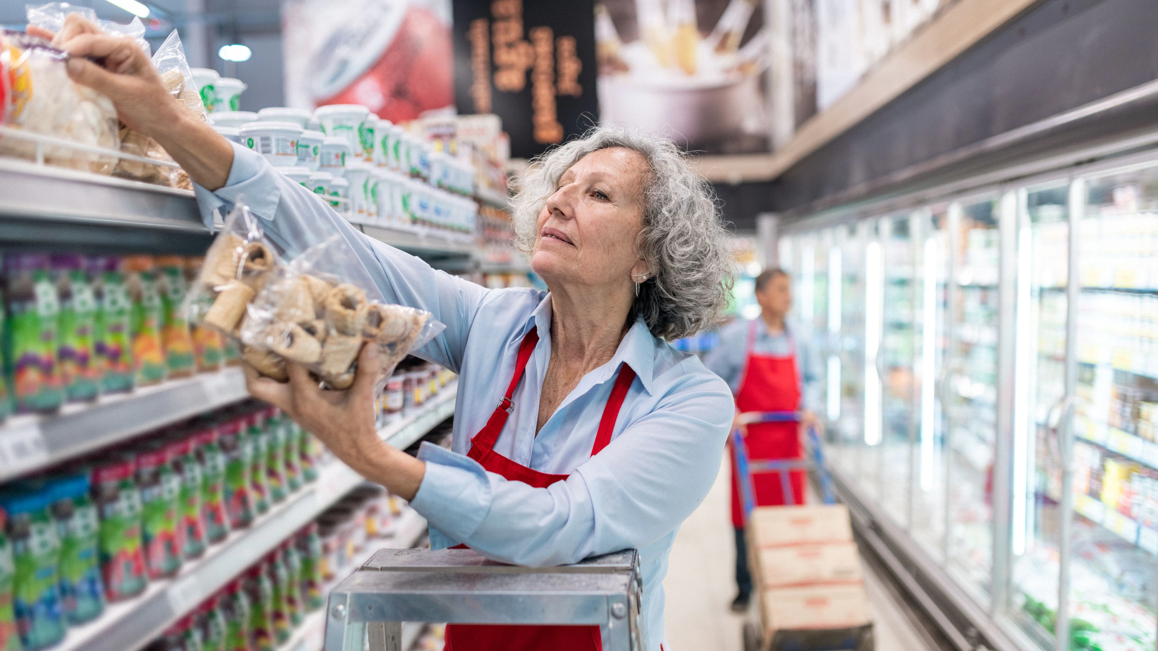 Immer mehr Frauen arbeiten bis ins hohe Alter.