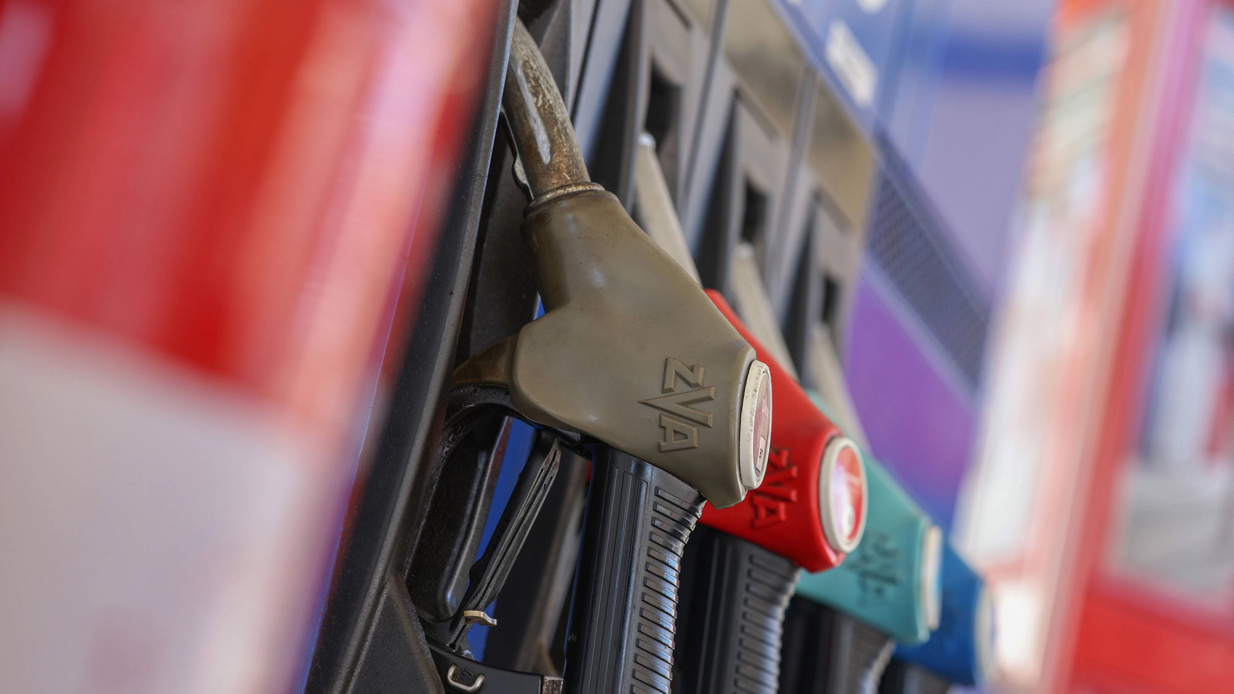 Gleich mehrere Unternehmen in Österreich verweigern die Spritpreisbremse. (Symbolbild)