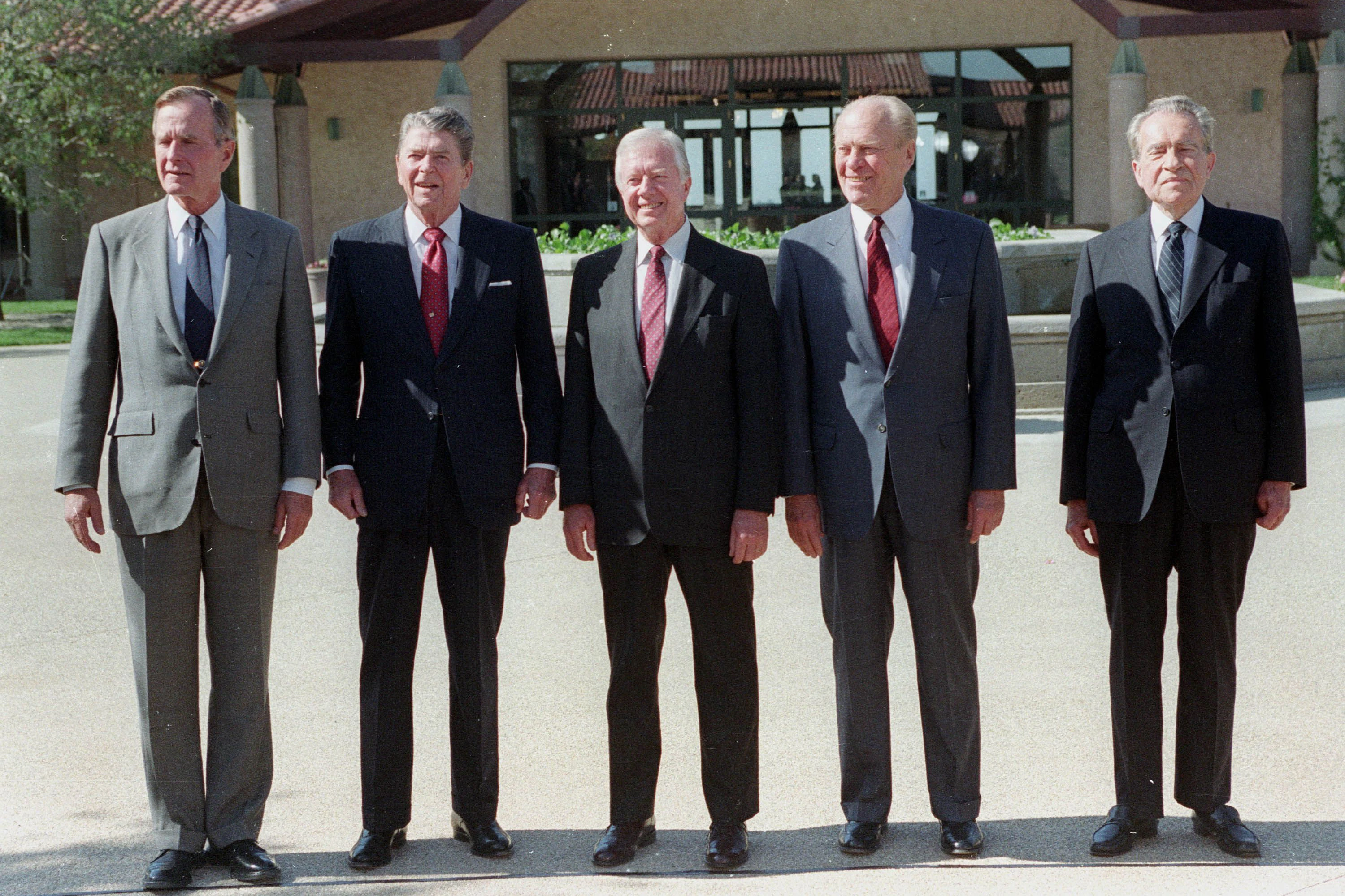 Ex-Präsidenten (v. li.): George Bush, Ronald Reagan, Jimmy Carter, Gerald Ford und Richard Nixon