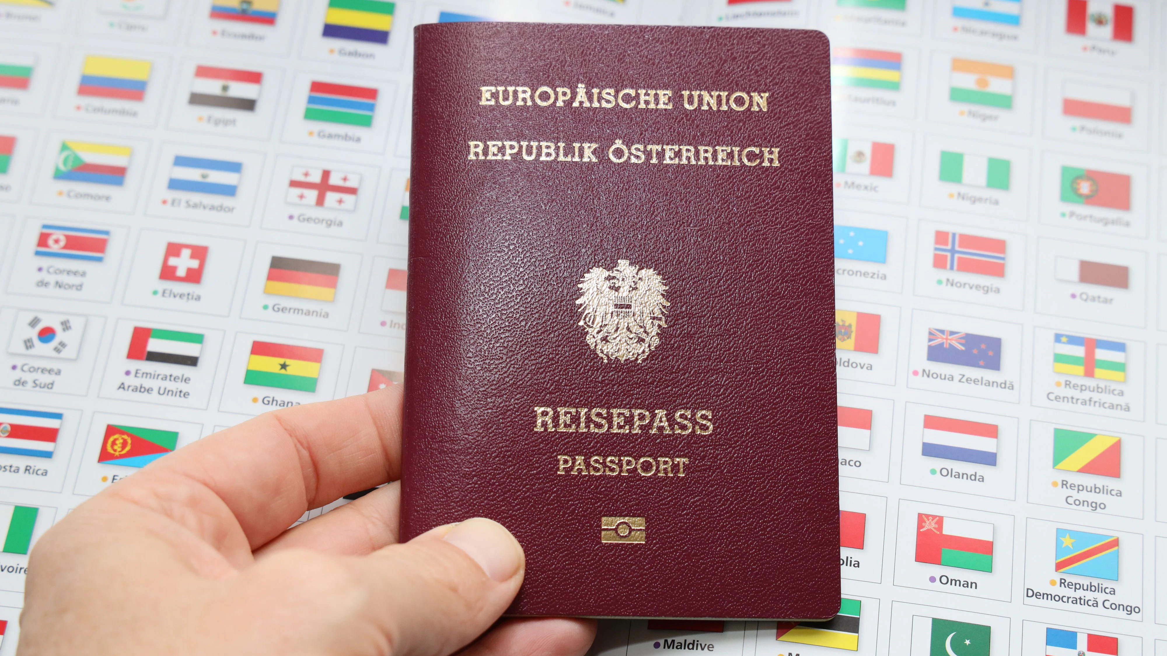 Reisepass - Österreichischer Reisepass - Passport Wien, 01. 12. 2023 Reisepass - Österreichischer Reisepass - Passport Copyright Karl Schöndorfer TOPPRESS