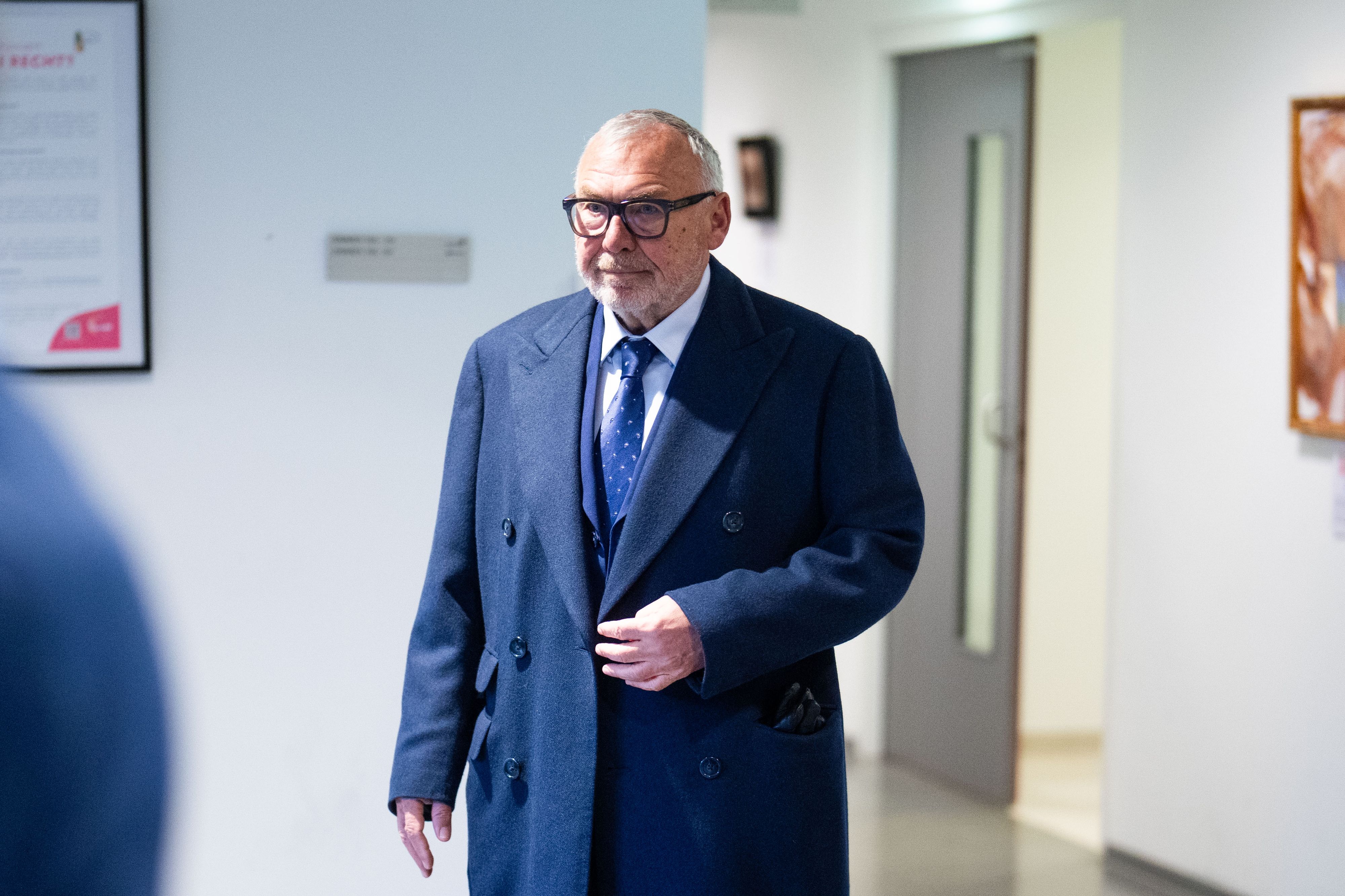 Alfred Gusenbauer am Mittwoch im Handelsgericht in Wien.