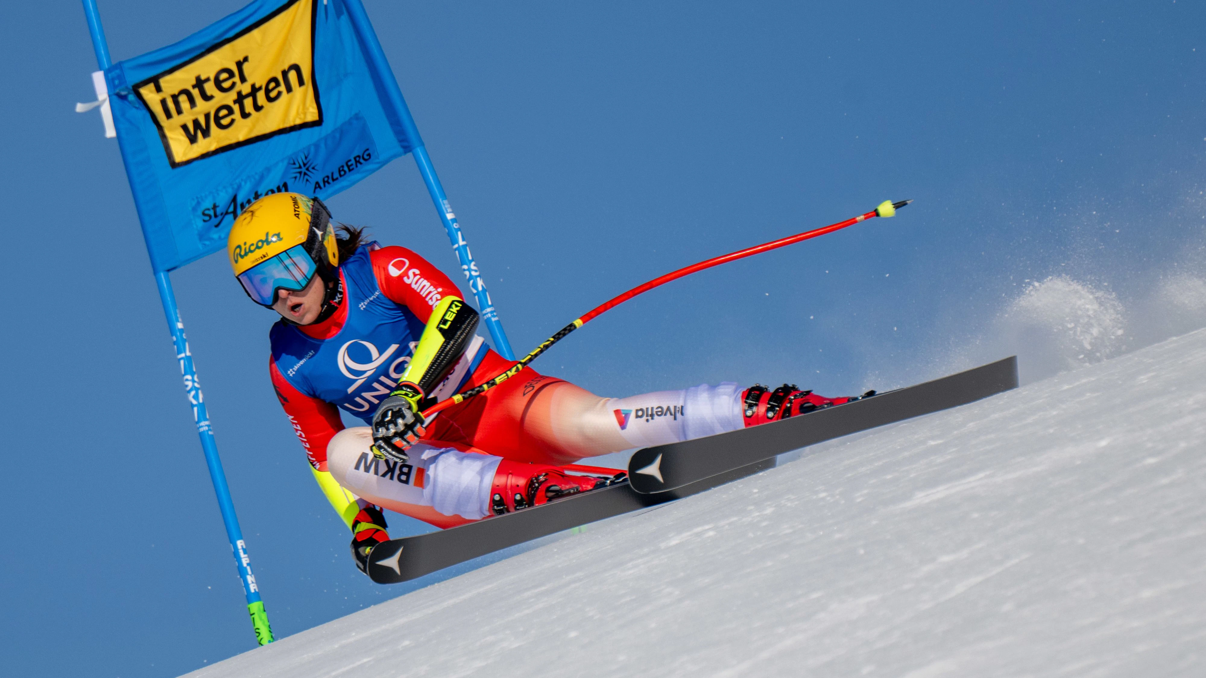 Die Schweizerin Laura Huber ist mit einem gebrochenen Bein die Weltcupsaison gefahren. 