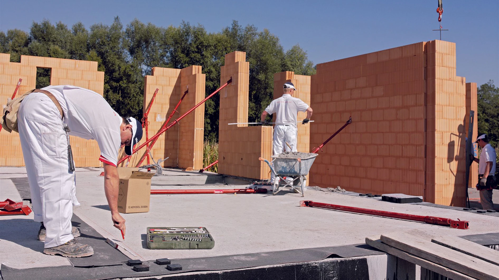 Heute.at - Ziegelwerk mischt auf: Tempo trifft Tradition