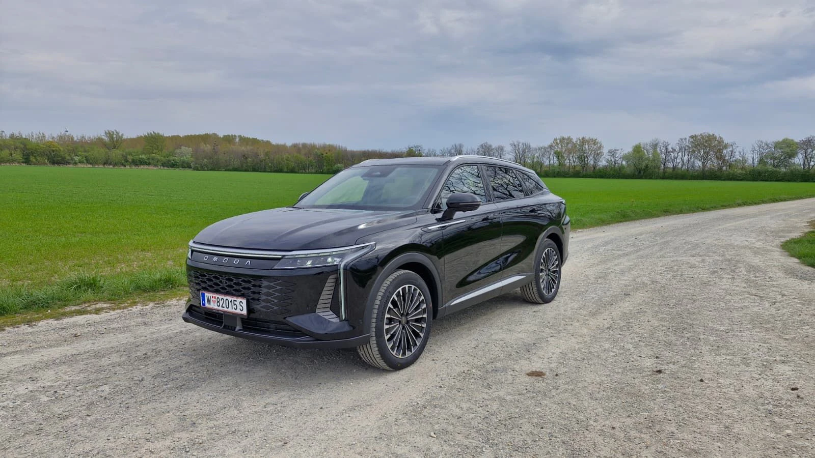 Der neue OMODA 9 will ganz nach oben. 