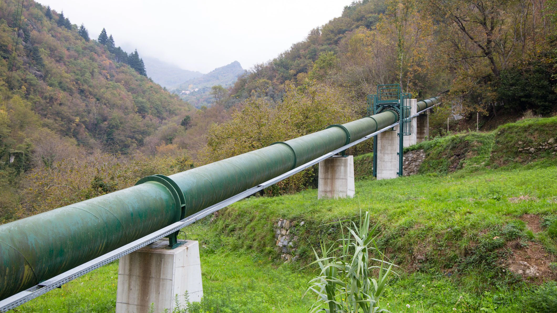 Steel green pipe outdoor/ industrial/ pipe/ tube/ green /nature/