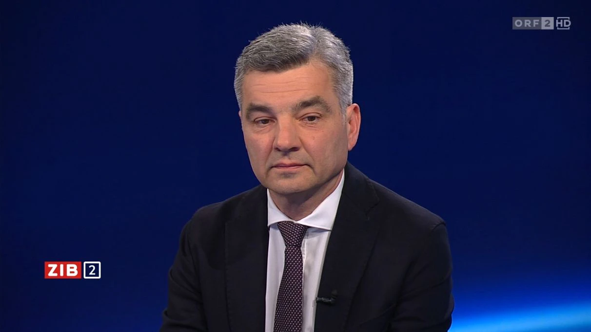 Der Präsident der Finanzprokuratur, Wolfgang Peschorn, am 15. April 2026 im Studio der ZIB2.