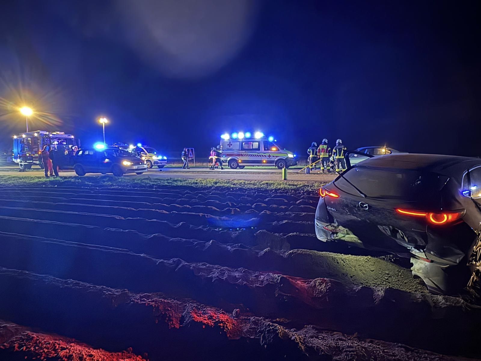 Laut Polizei wollte ein 17-Jähriger aus dem Bezirk Gänserndorf wohl den vor ihm fahrenden Pkw überholen.