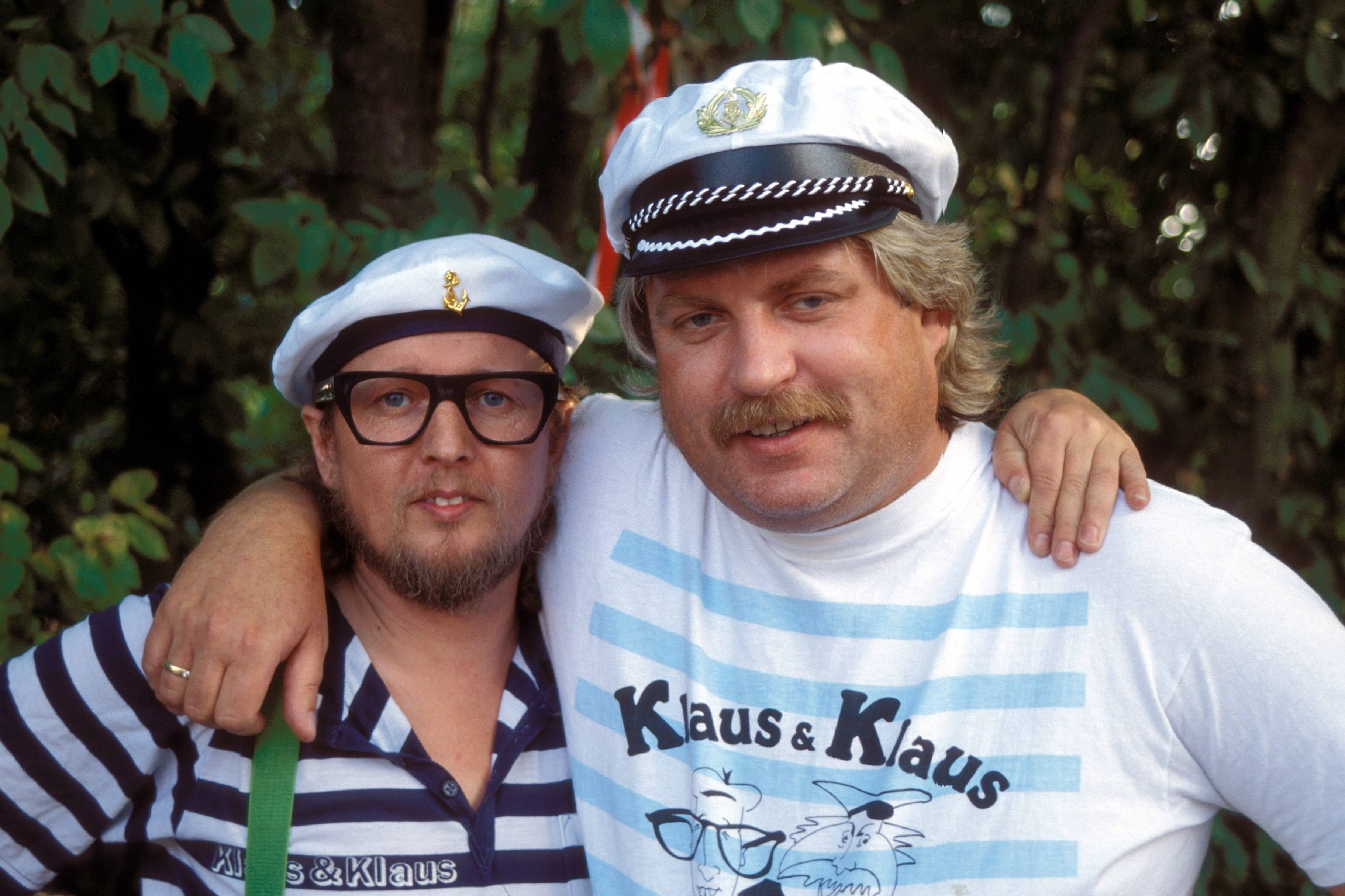 Klaus Baumgart (re.) umarmt Claas Vogt: Als 