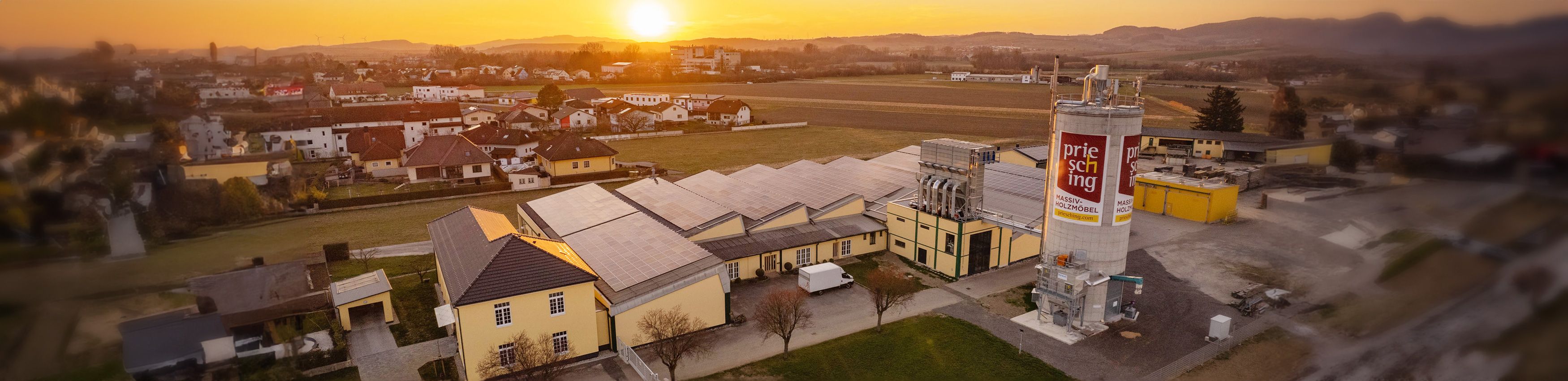 Heute.at - Holzmöbel aus Prinzersdorf: Leistbare Qualität