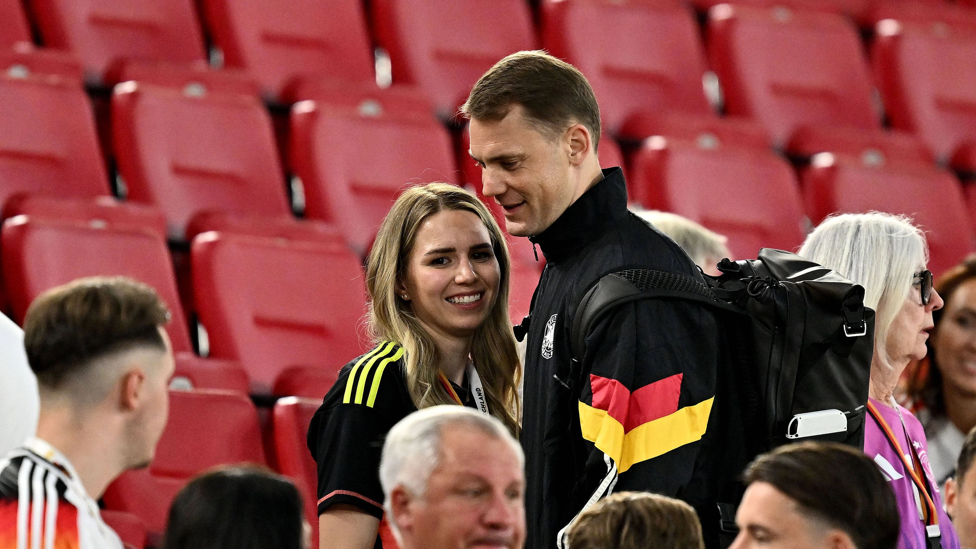 Manuel Neuer und Frau Anika