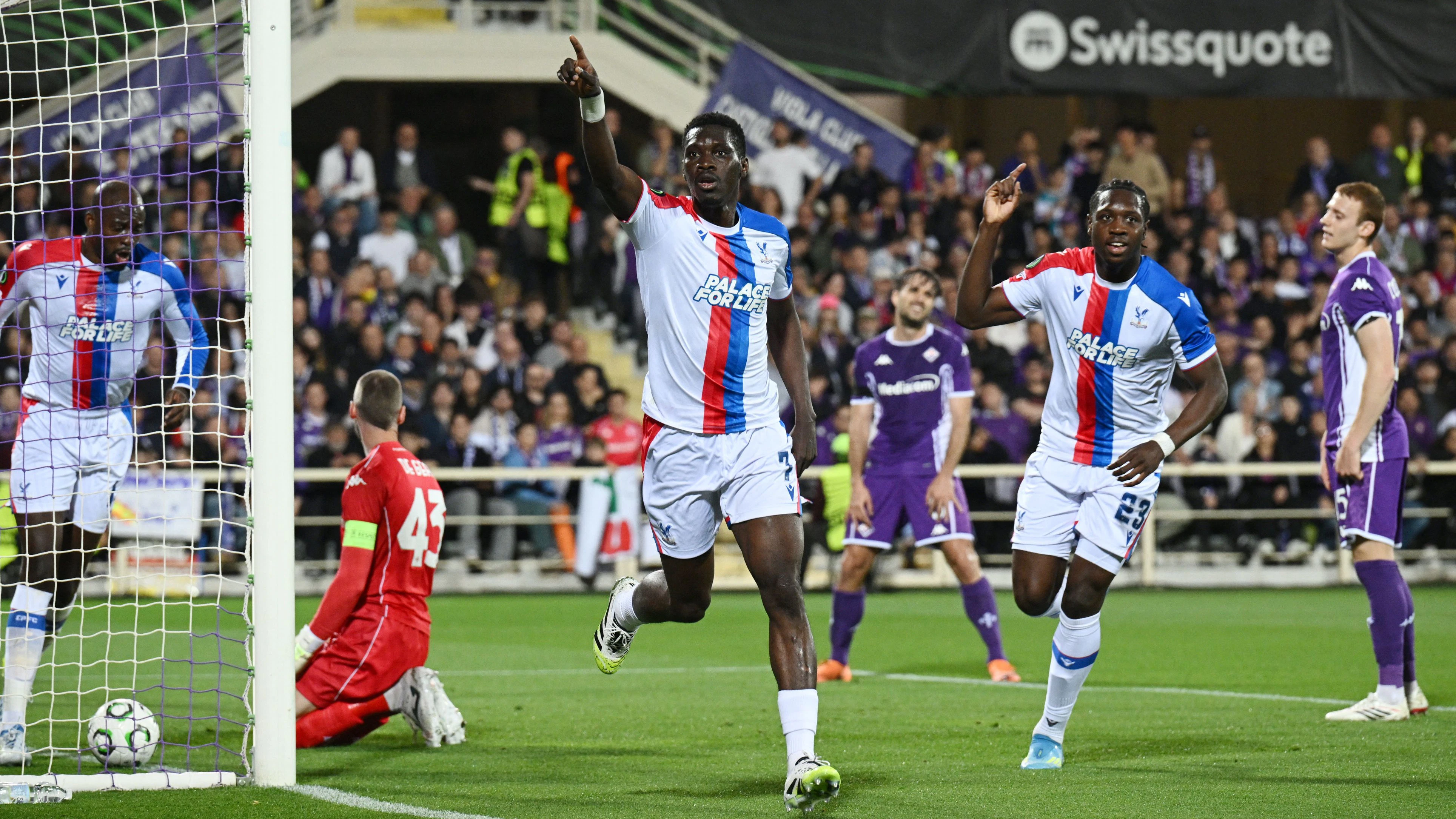 Heute.at - Jetzt live! Glasner greift mit Palace nach Aufstieg