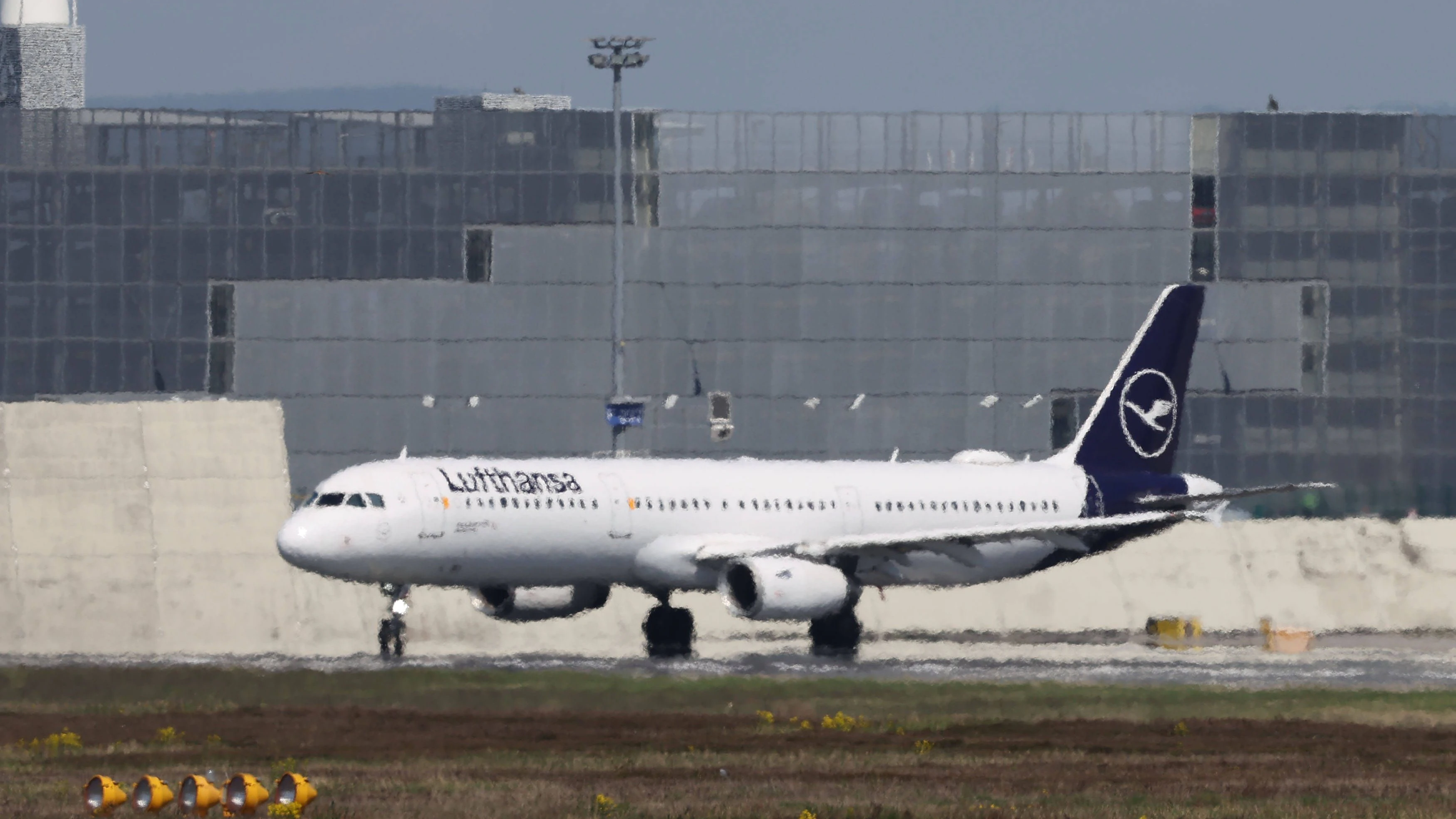 In Europa könnte es bald zu einem Kerosinmangel kommen. (Symbolbild)