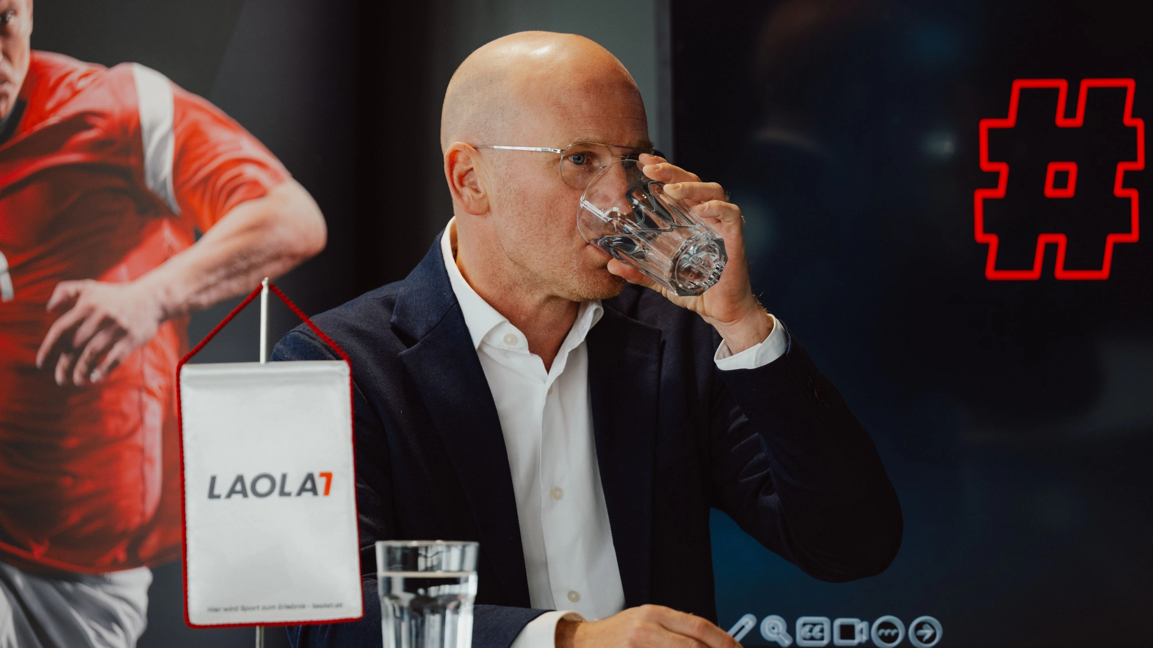 Heute.at - Radikale Reform der Bundesliga? Das sagt Boss Ebenbauer