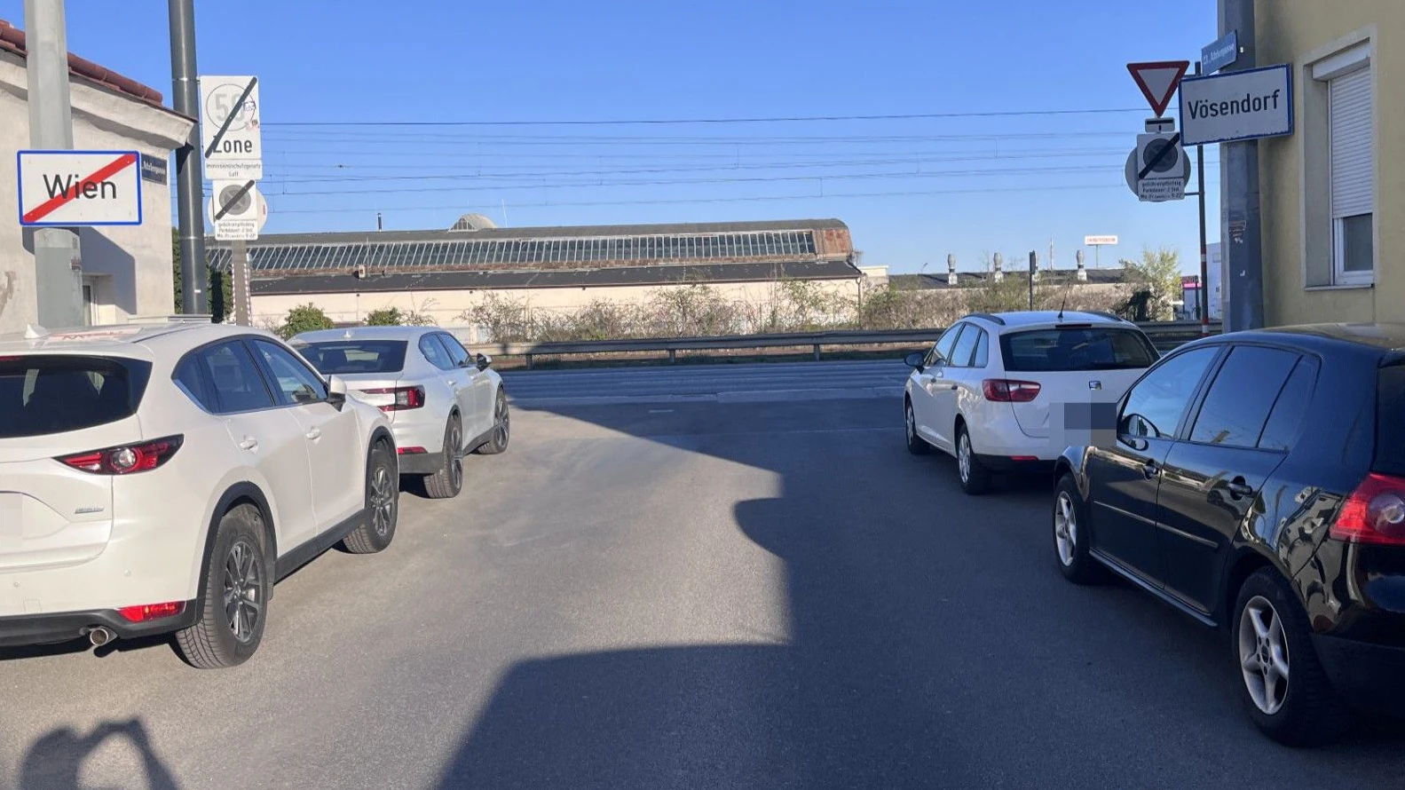 Hand aufs Herz: Hättest du die doppelte Sperrlinie gesehen?