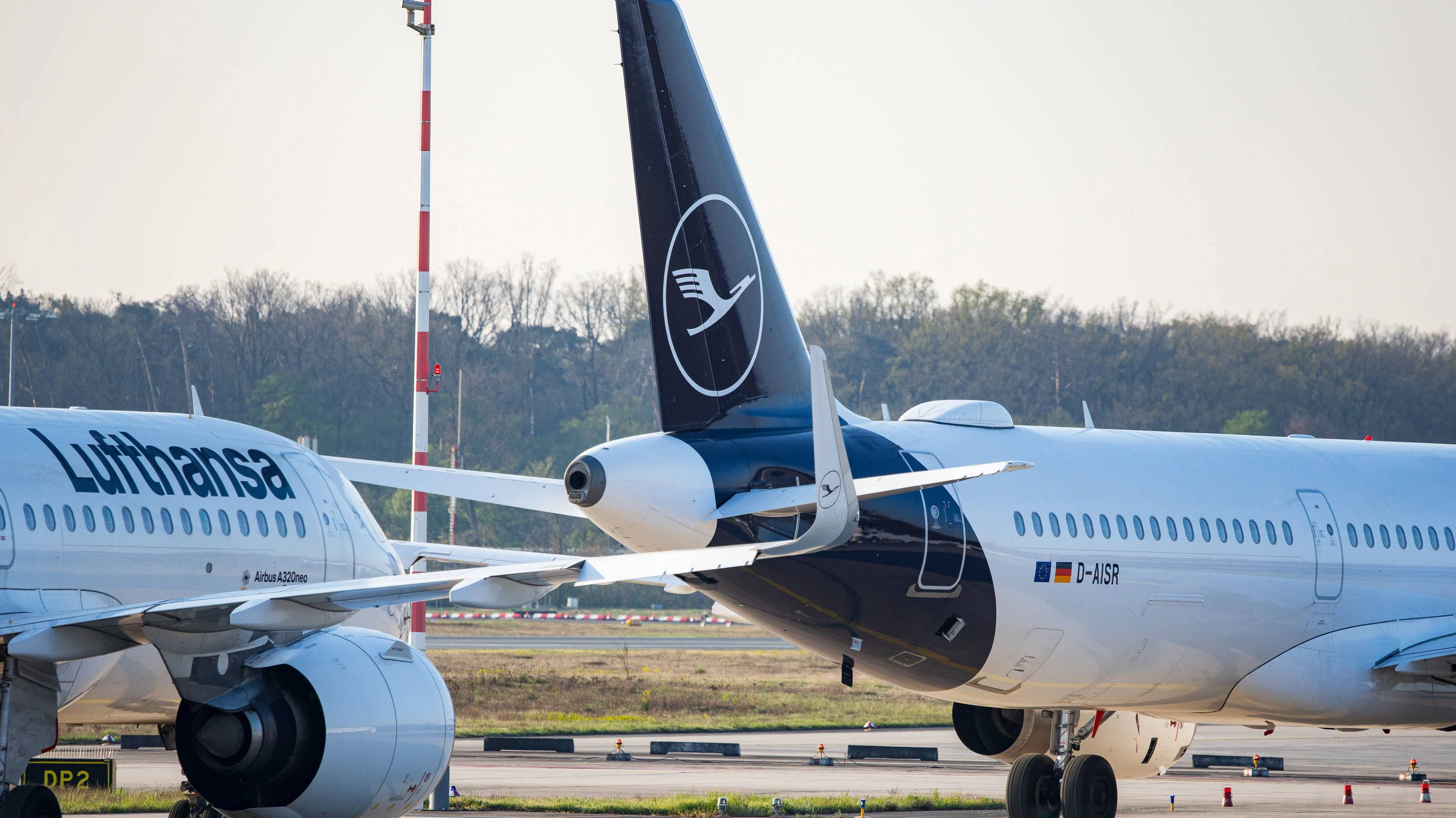 Heute.at - Schmerzvoller Schritt – Aus für Lufthansa-Tochter