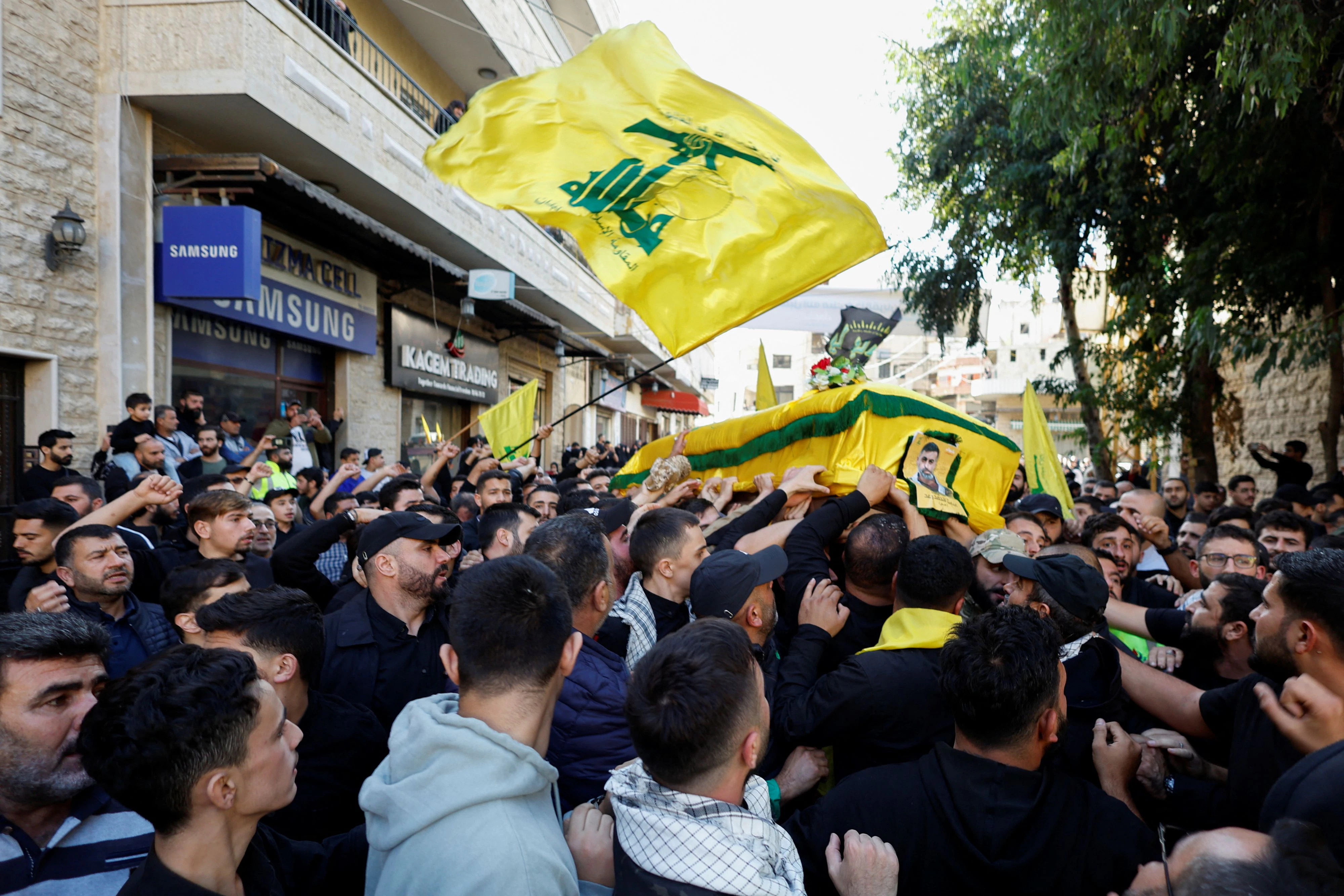Begräbnis eines Hisbollah-Kämpfers: Die Miliz stellt im Libanon einen "Staat im Staat" dar