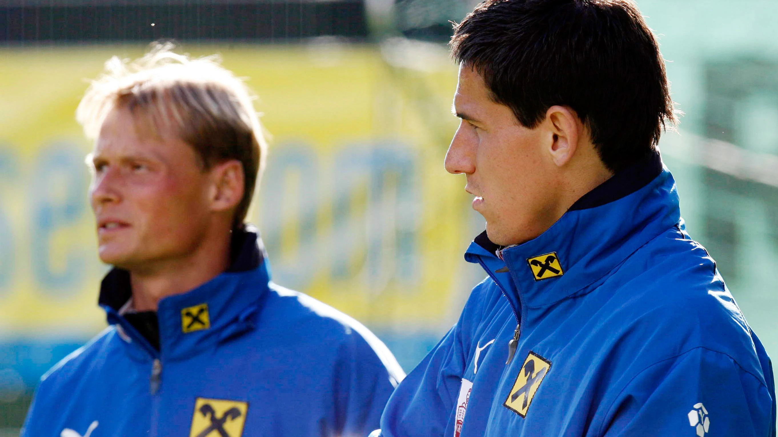 Helge Payer (r.) trauert um Alexander Manninger