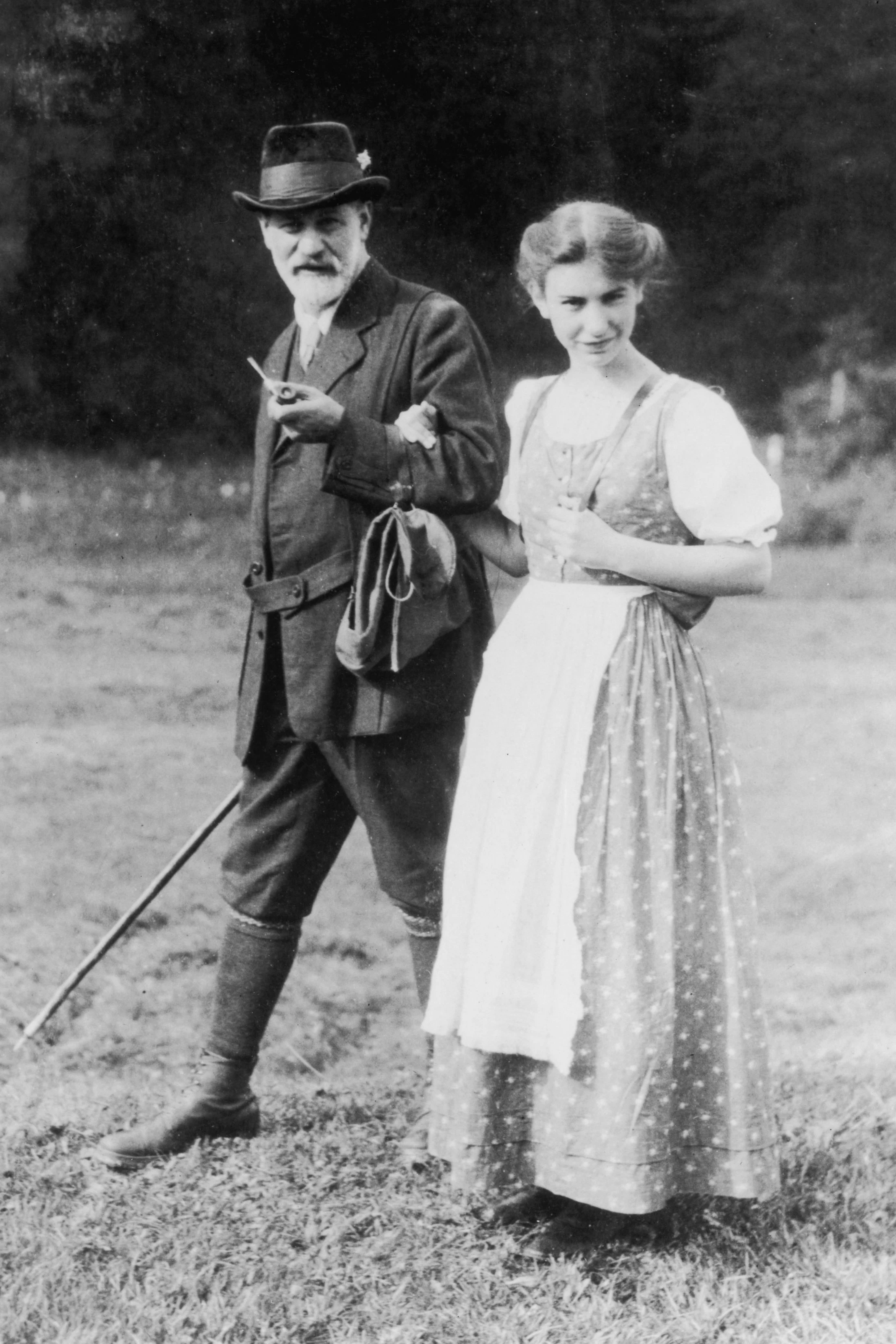 Sigmund Freud mit seiner Tochter Anna 1913 in den Dolomiten
