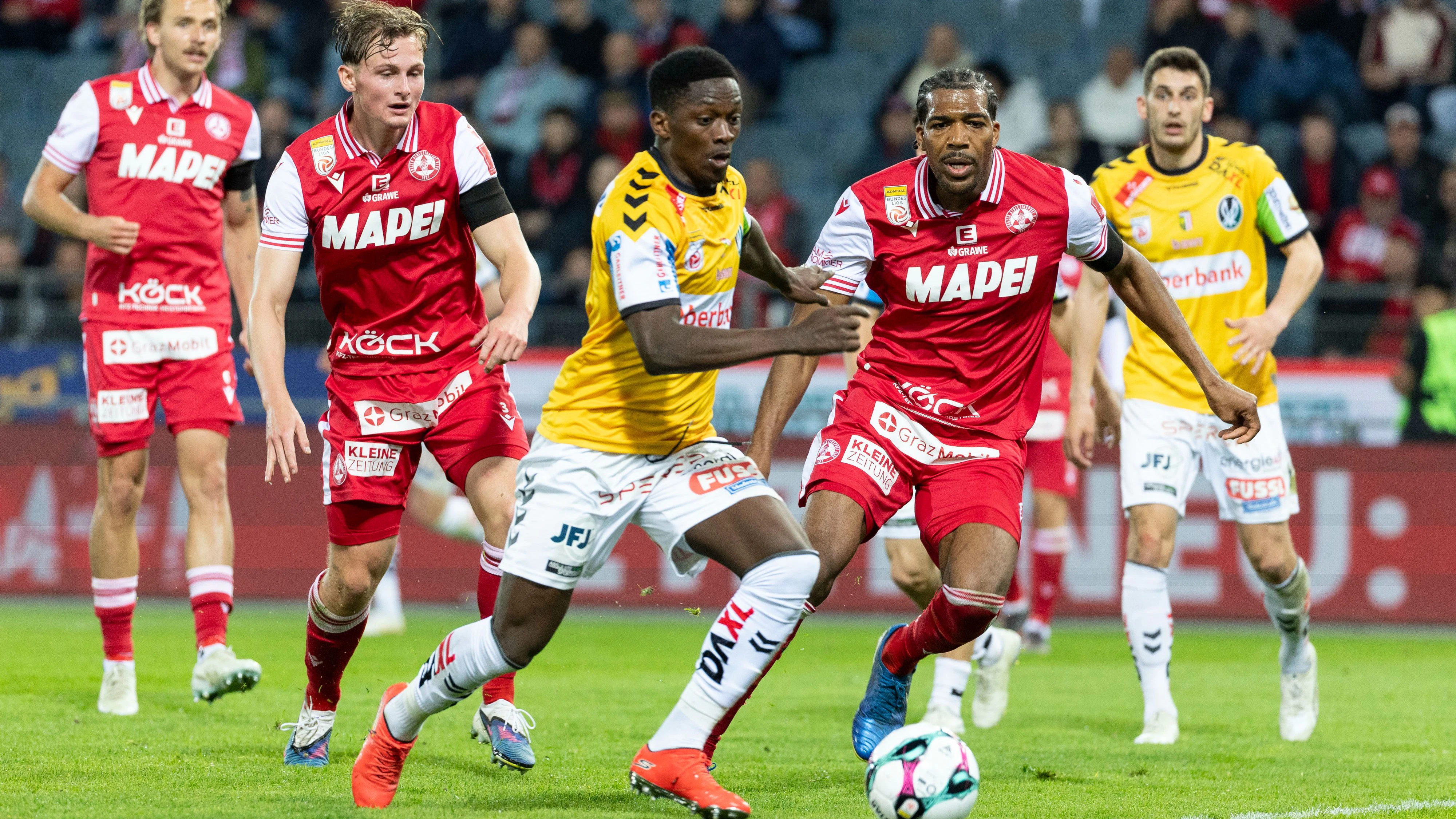 Ried und der GAK lieferten sich packende Duelle. 