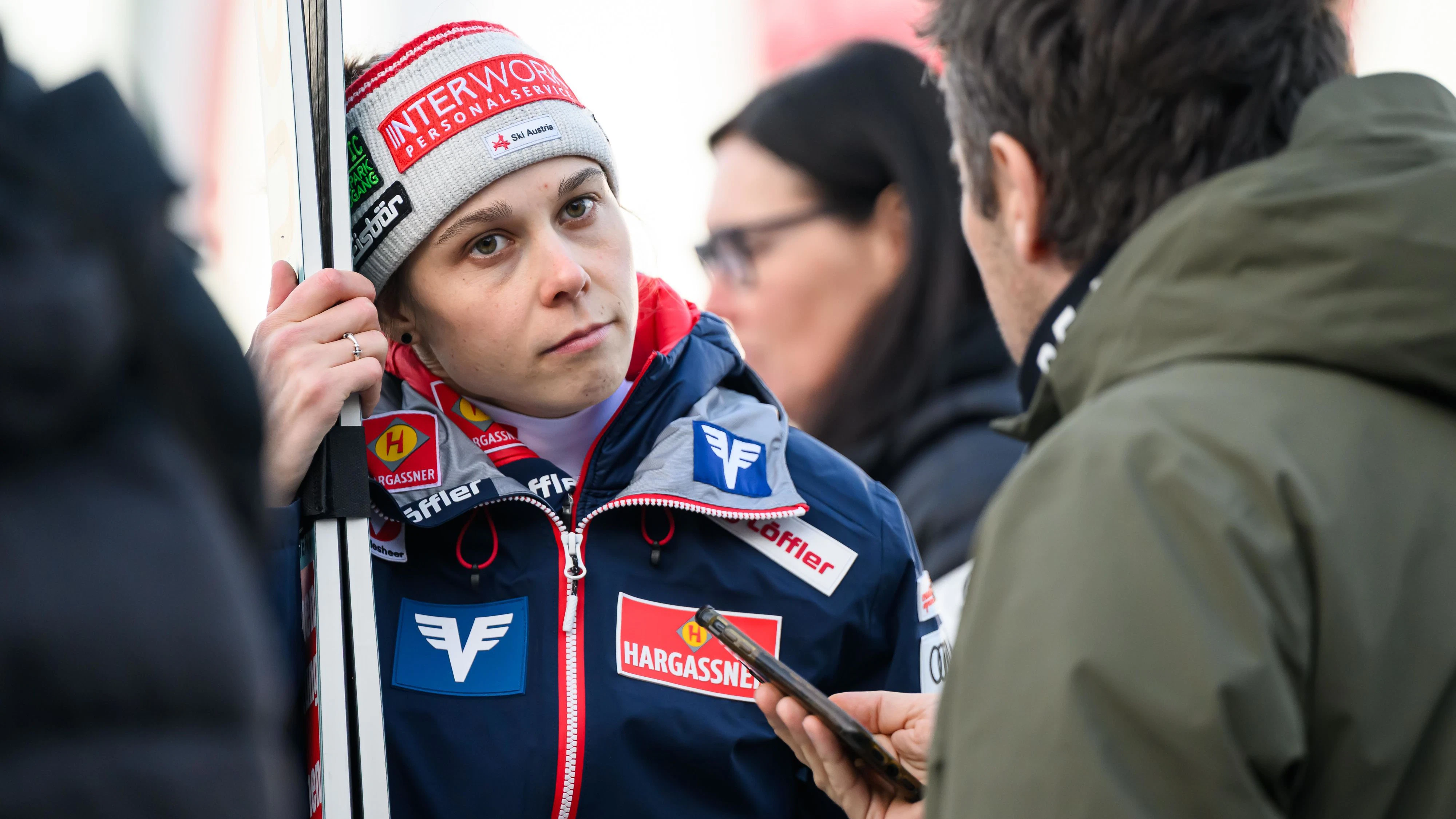 Skisprung-Ass Lisa Eder tritt plötzlich zurück. 